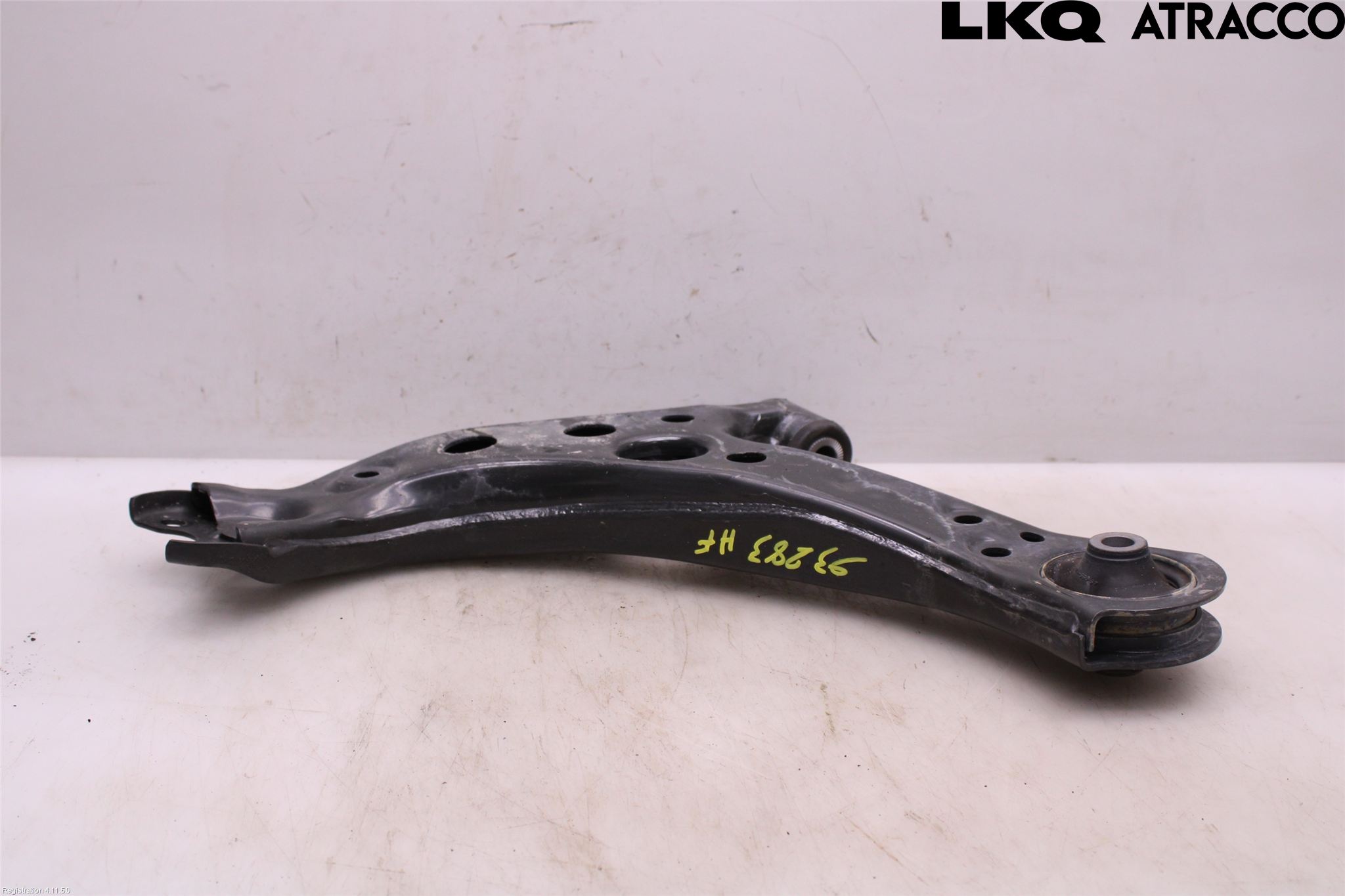 Toyota COROLLA 19- Bärarm Fram Undre Hö