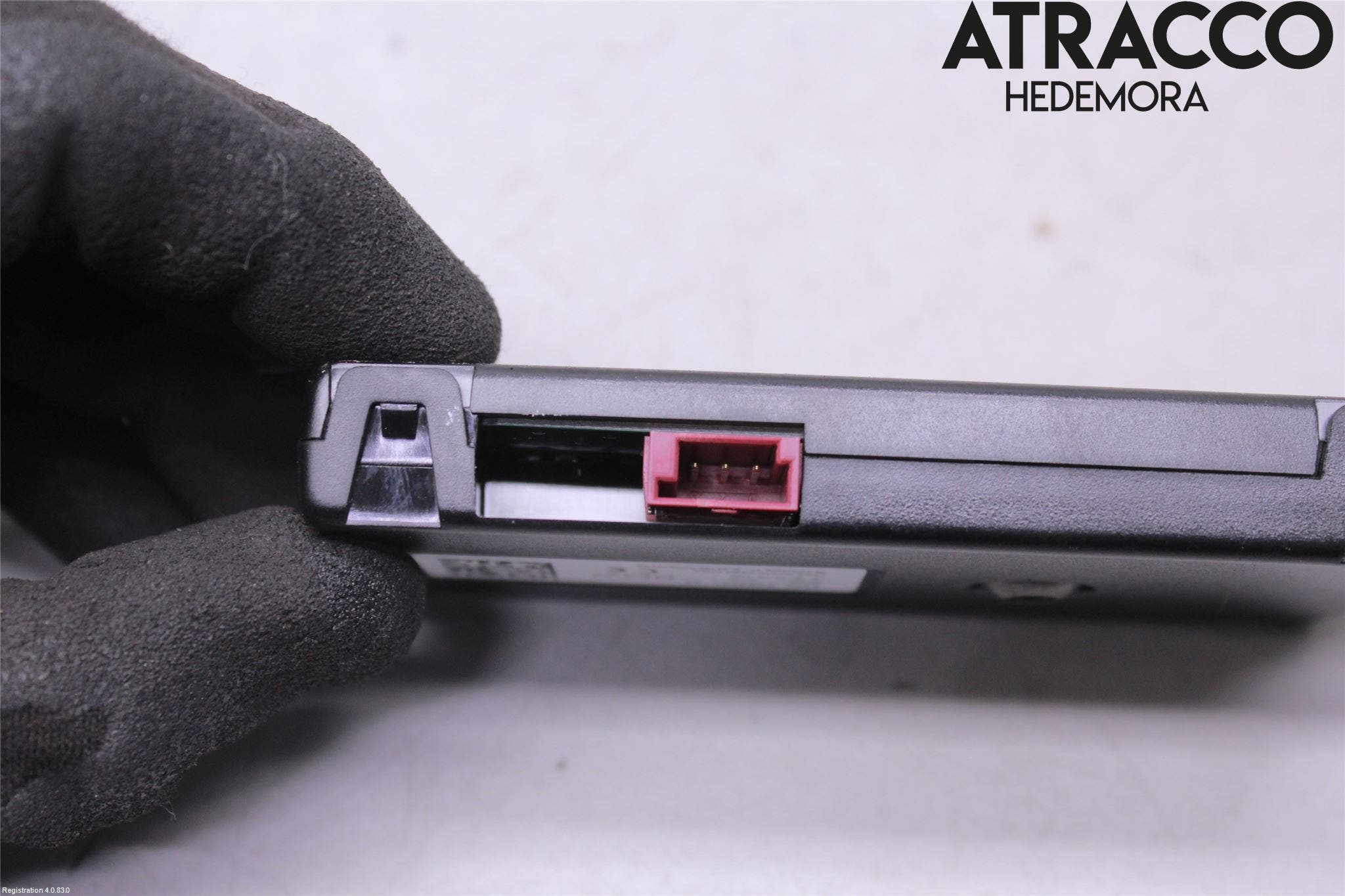 BMW 5 G30/G31/F90 17-23 Antennförstärkare