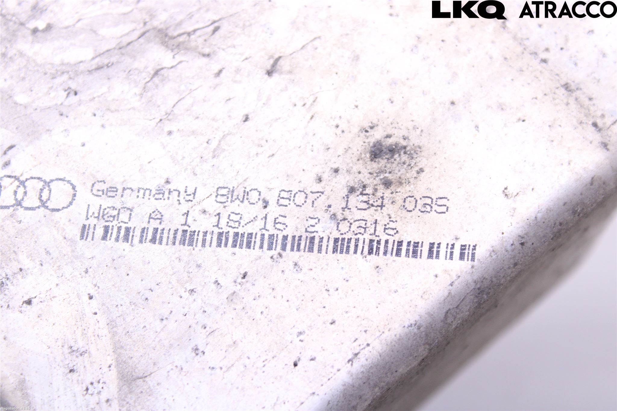 Audi A4/S4 B9 16-19 Stötfångarbärjärn Fram