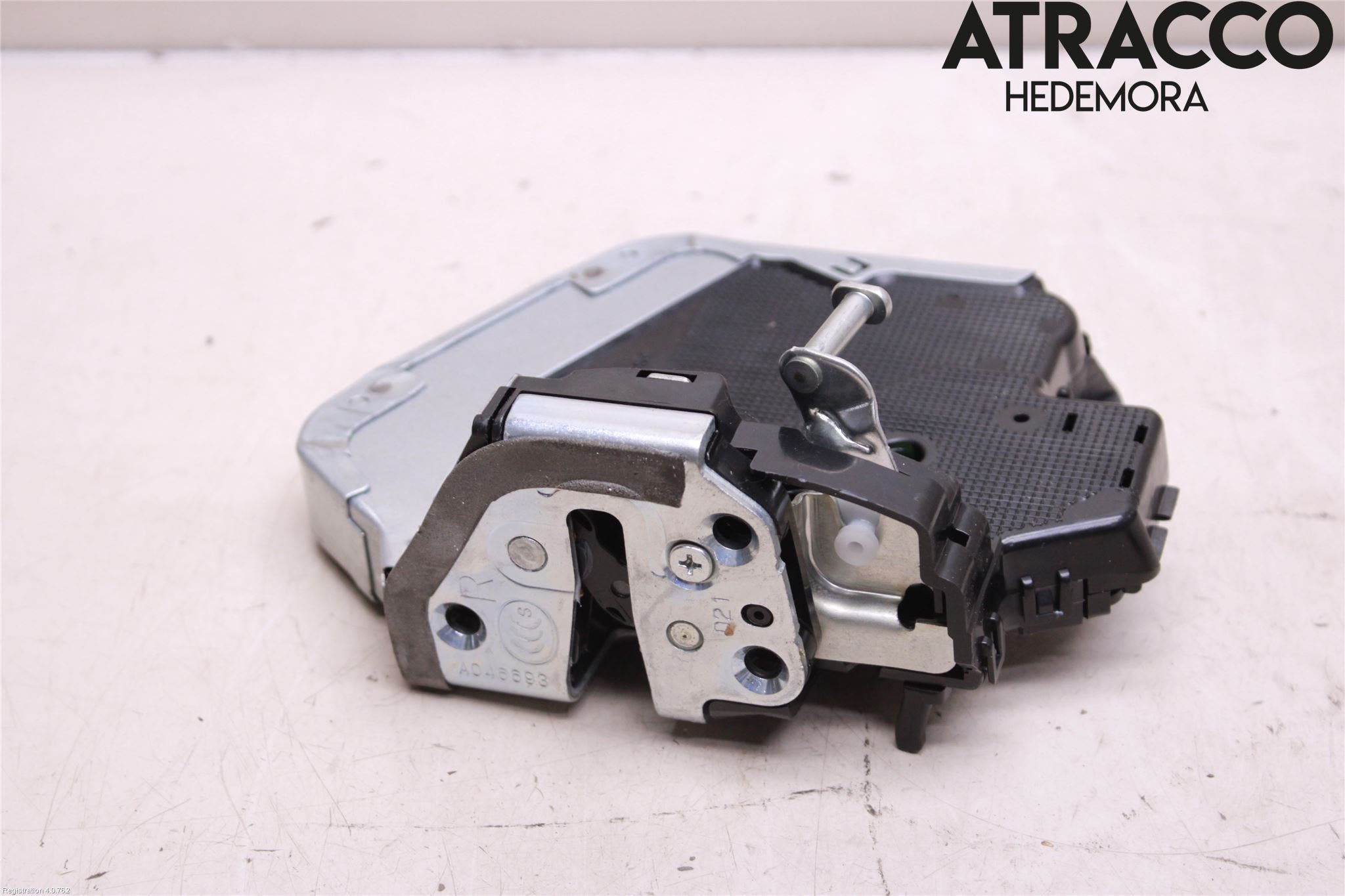 Lexus NX 300h 15-21 Låskista-Dörrlås