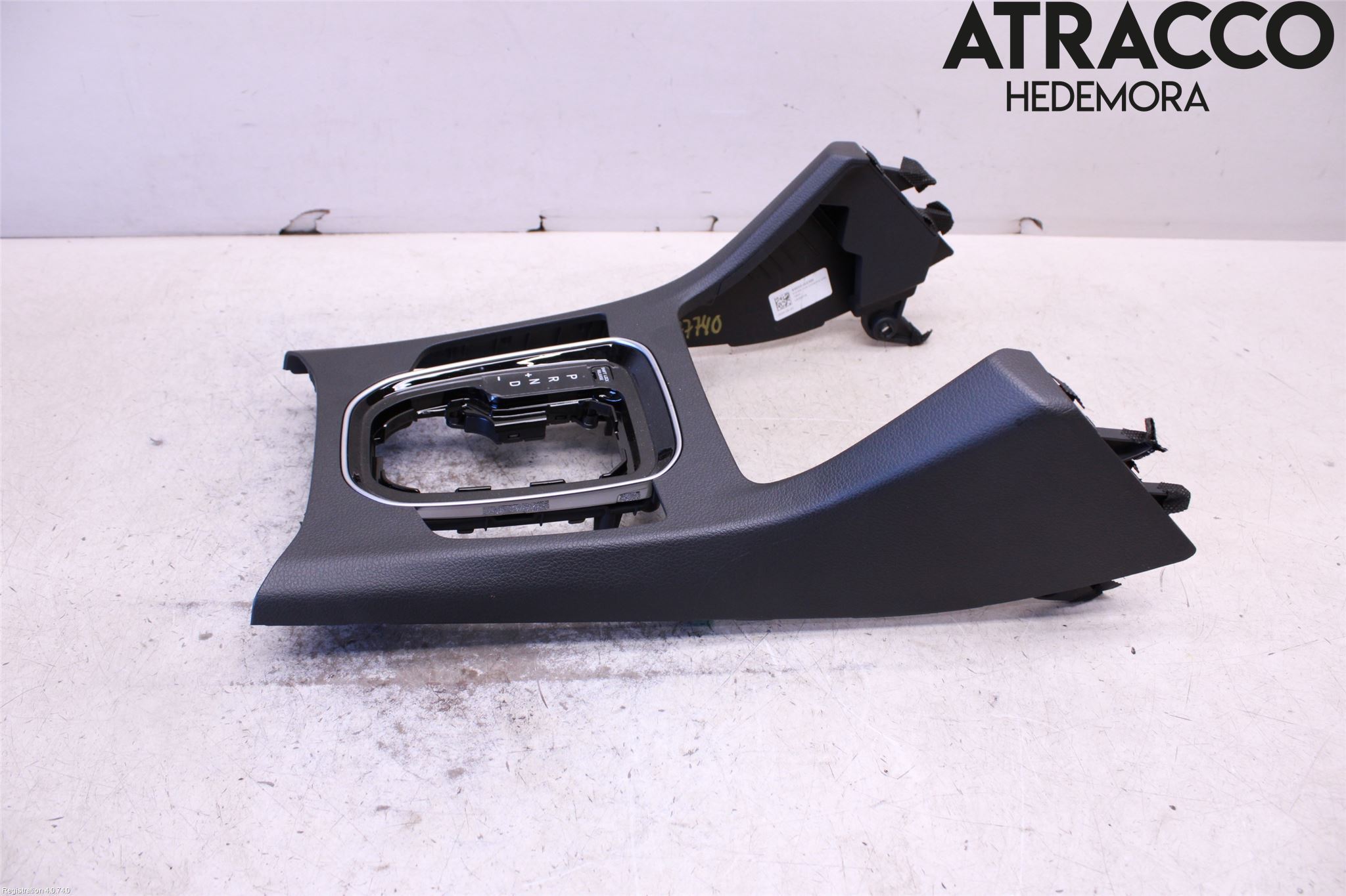 Hyundai i30 PD 17- Instrumentkonsoll Mitt