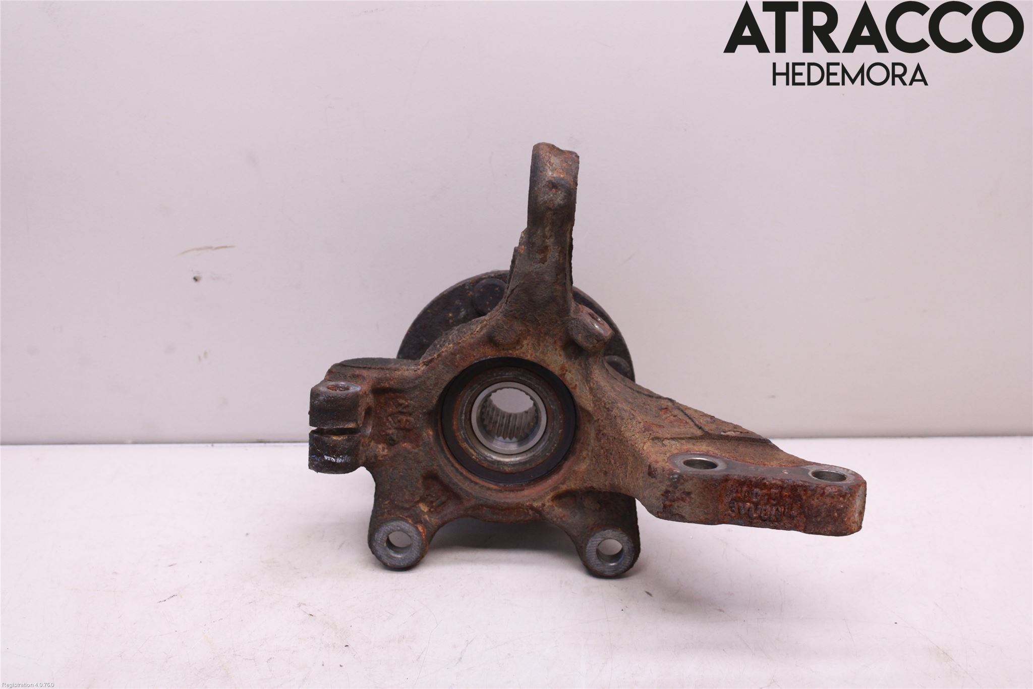 Nissan NOTE E12 14-20 Styrspindel Lagerhus Vä