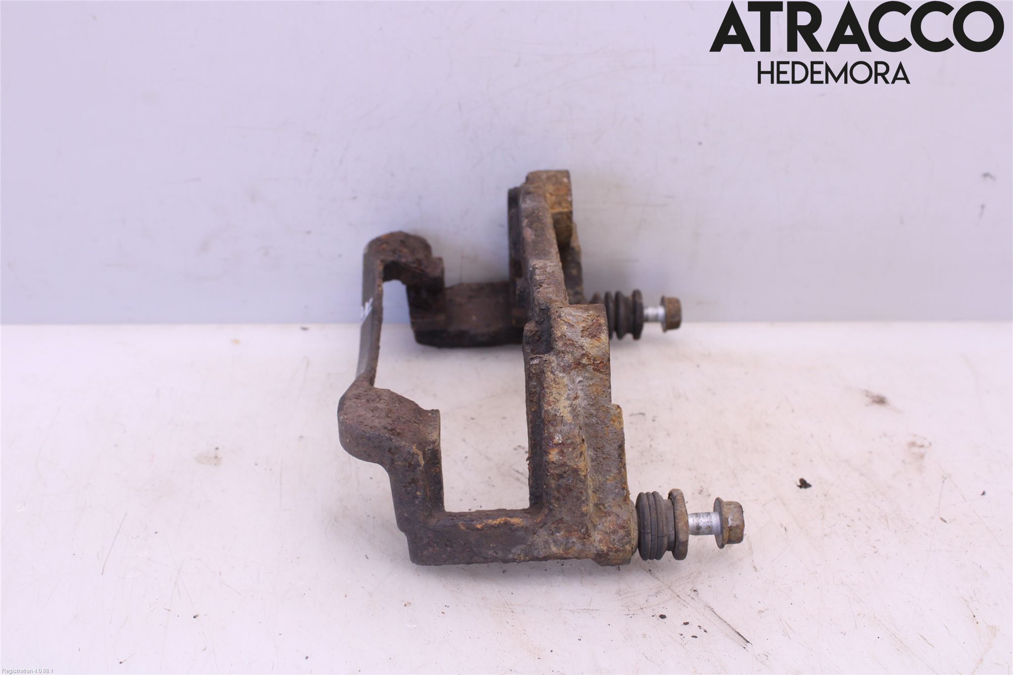 Nissan QASHQAI   07-10 Bromsokshållare