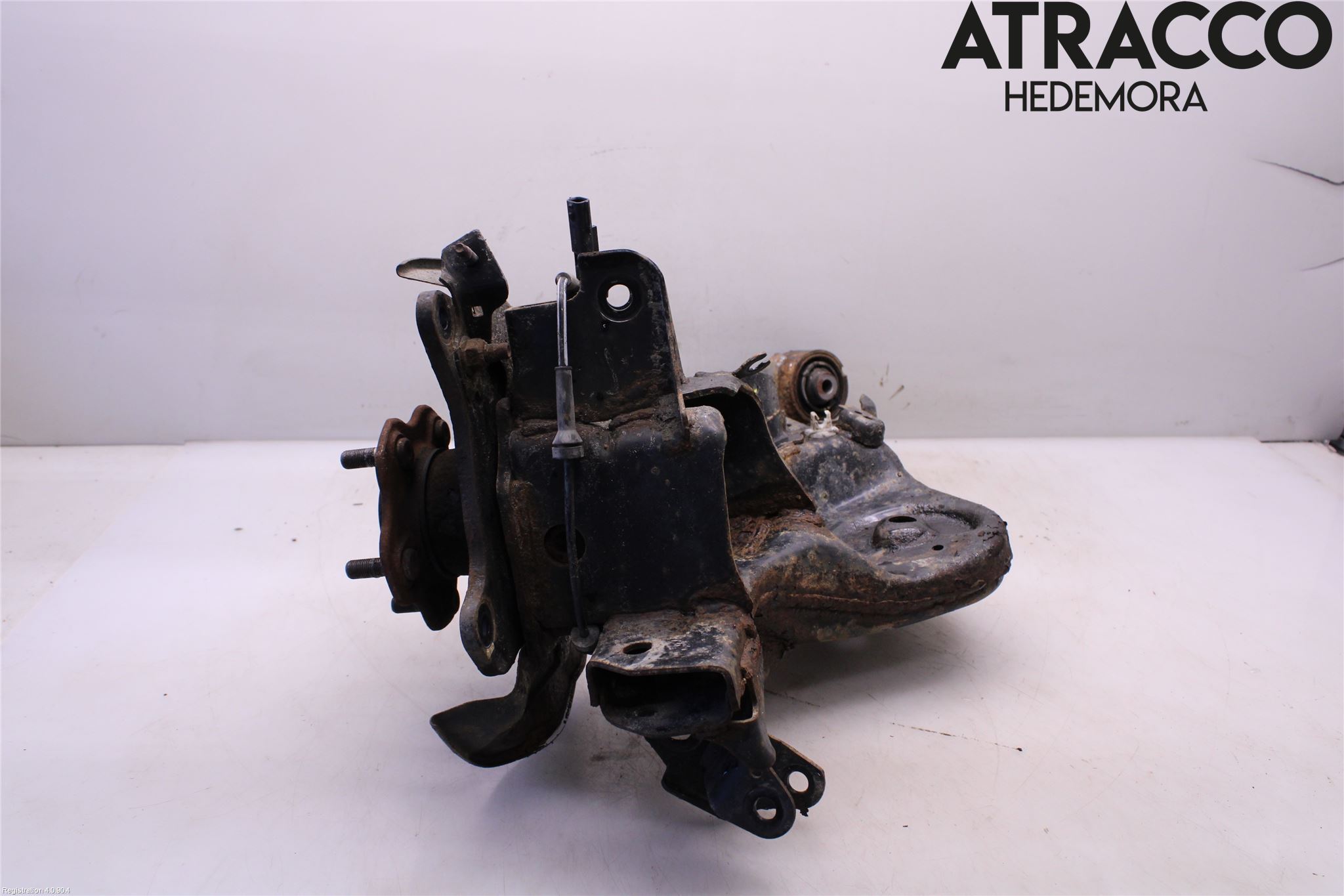 Nissan X-TRAIL 14-21 Bärarm Bak Vänster