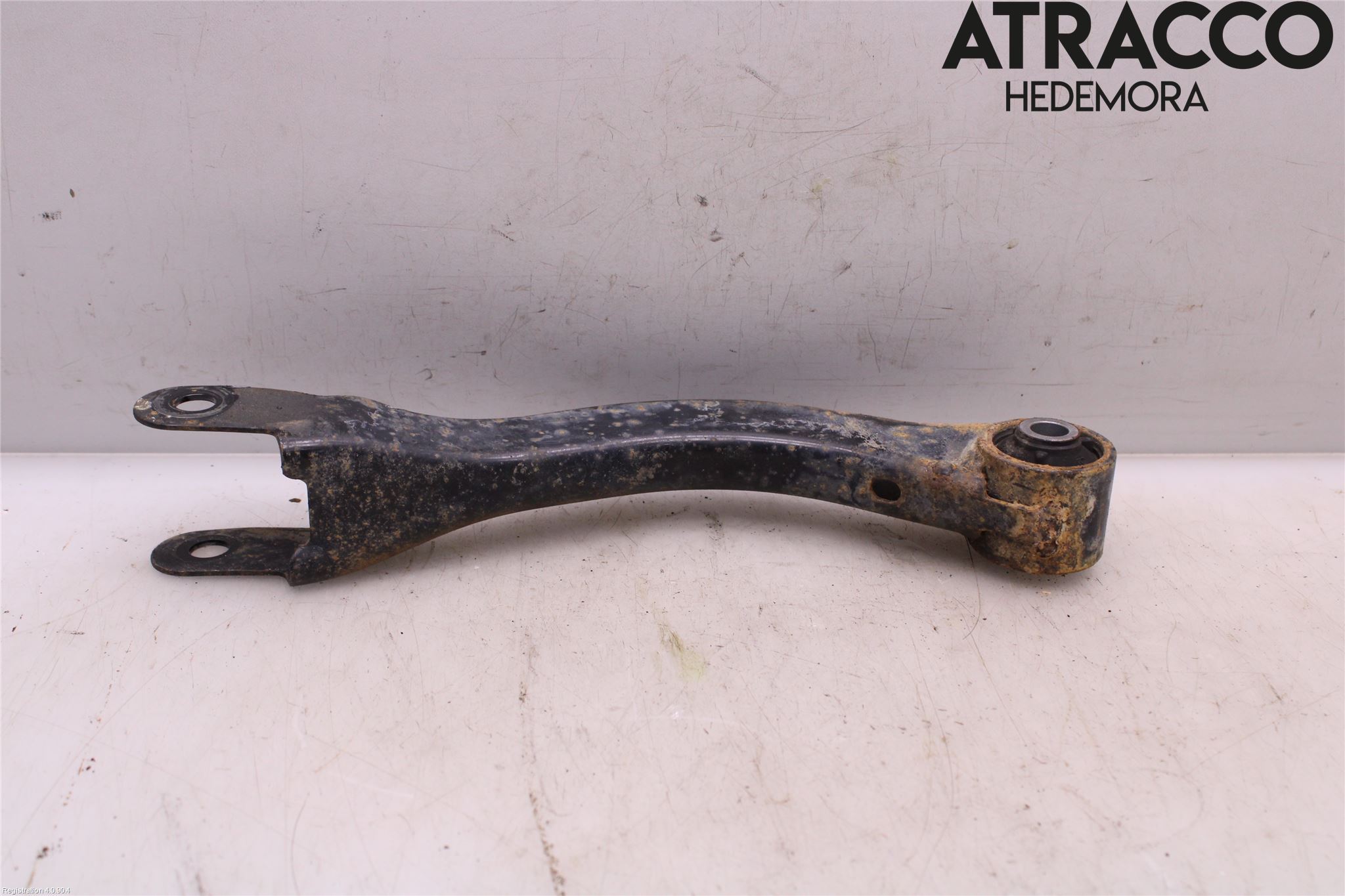 Subaru OUTBACK 15-20 Bärarm Bak Höger