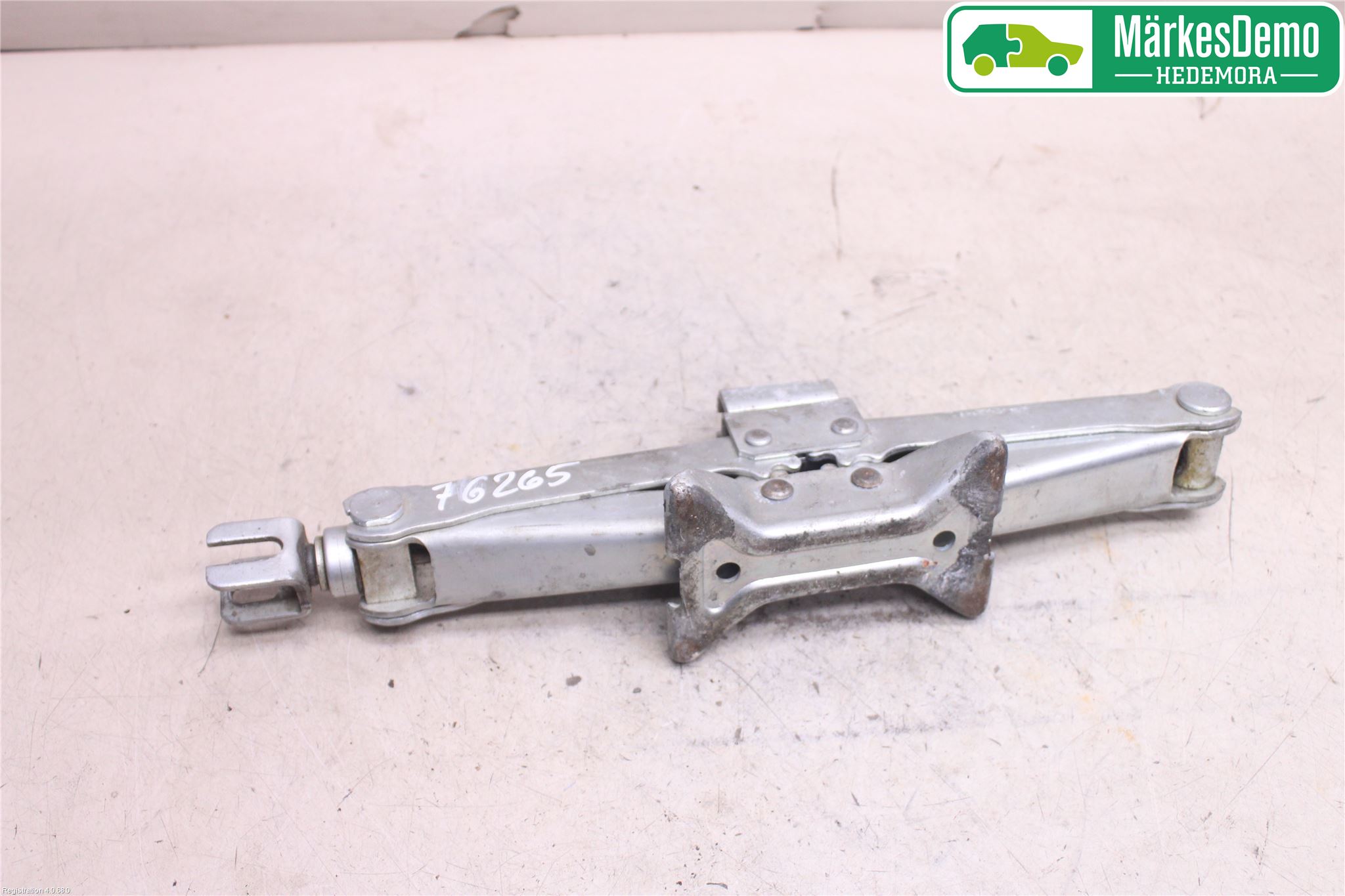 Hyundai H-1/STAREX 08-21 Domkraft