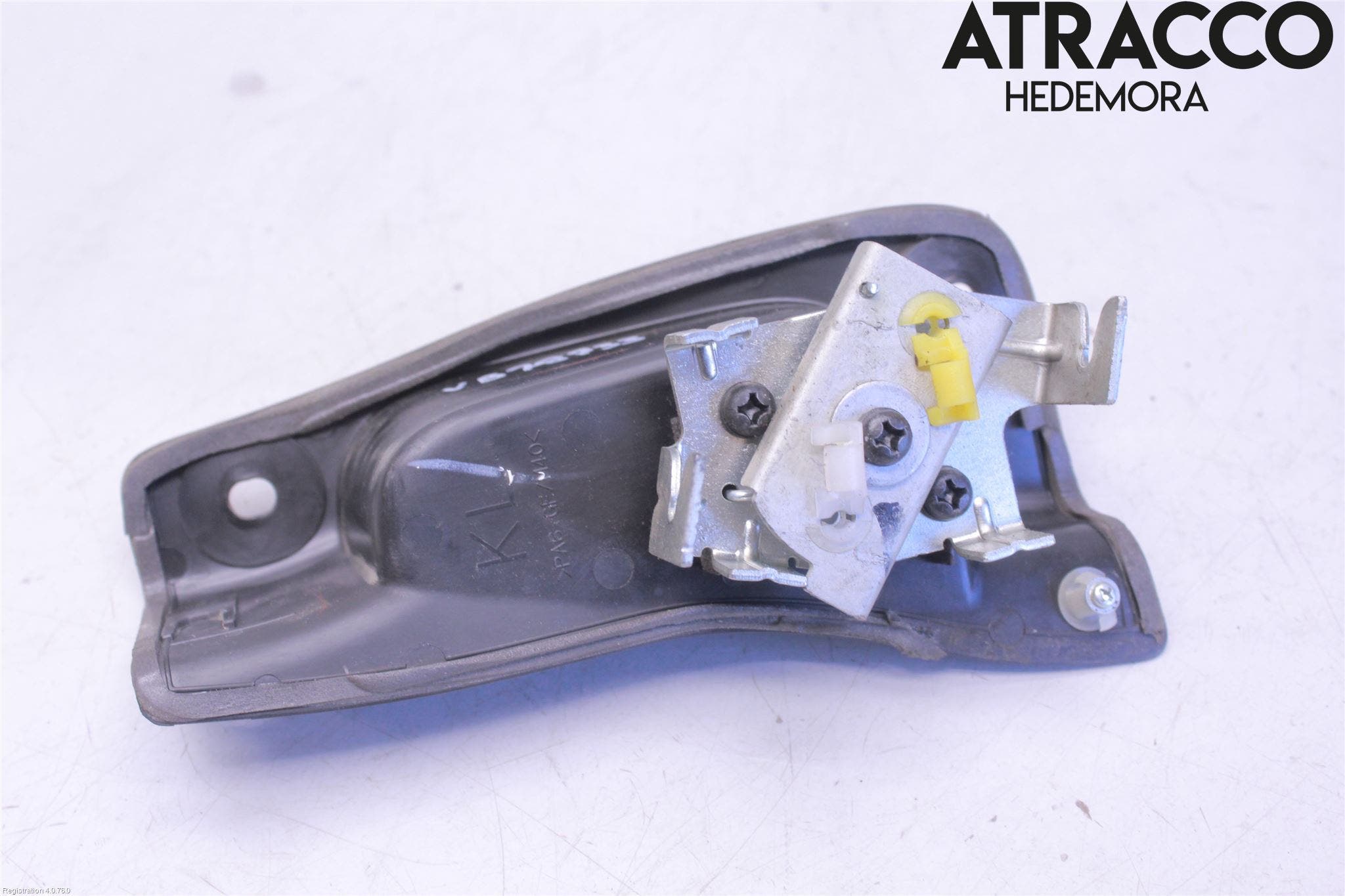 Nissan NAVARA 05-16 Dörrhandtag Inre Vä