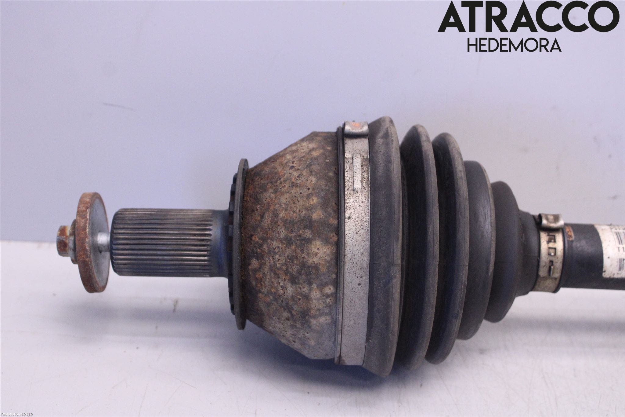 Volvo V70 14-16 Drivaxel Fram Höger