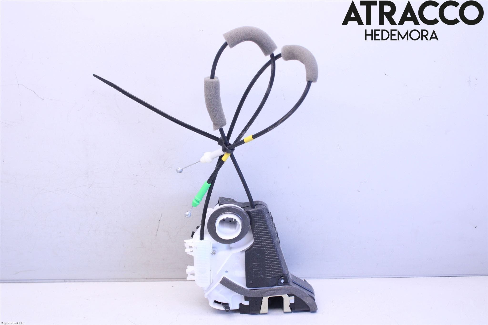 Toyota YARIS XP21 20- Låskista-Dörrlås