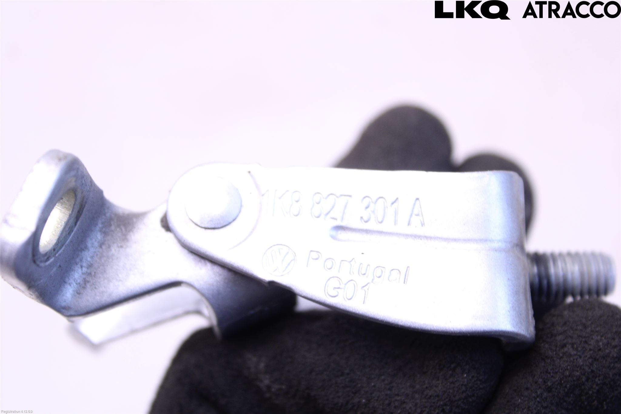 Volkswagen VW POLO 10-17 Bakluckegångjärn Hö