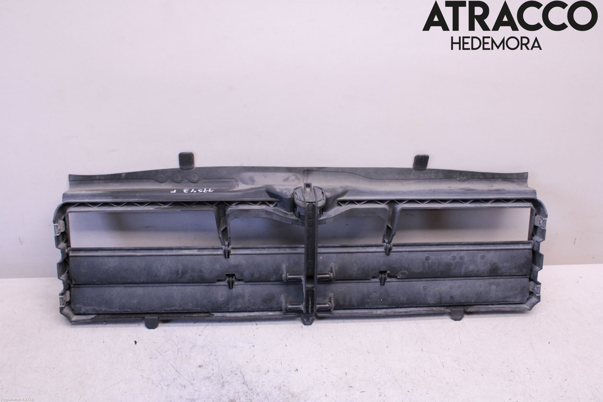 BMW 5 E60/61 Sed/Tou 02-10 Deflektor Plåt-Plast Kylning