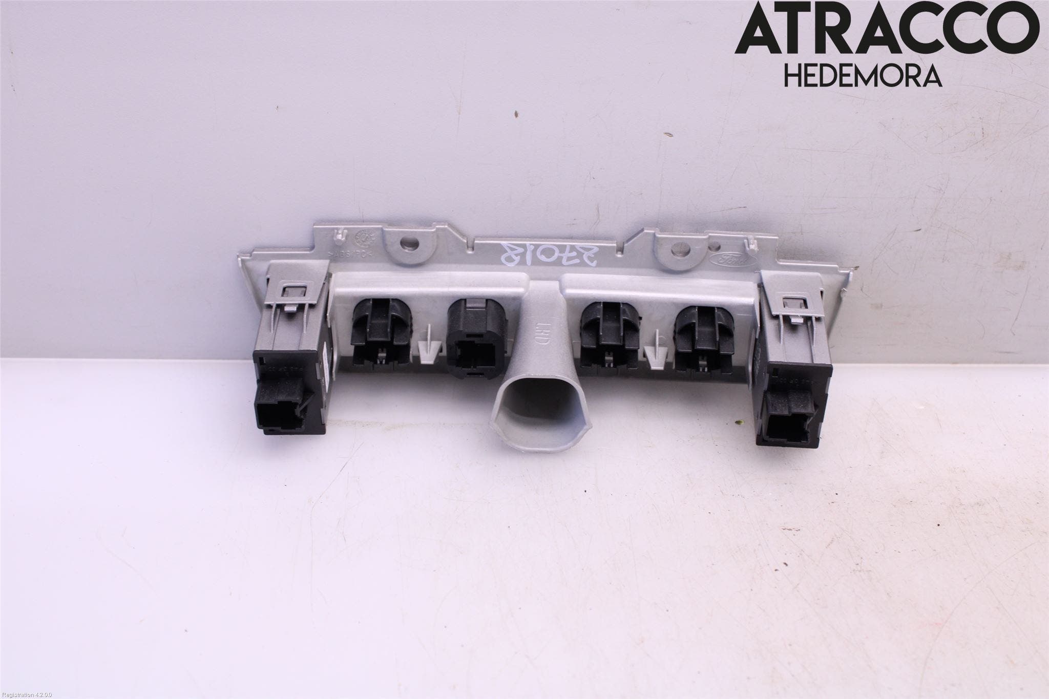 Ford FOCUS 08-11 Strömställare Stolvärme