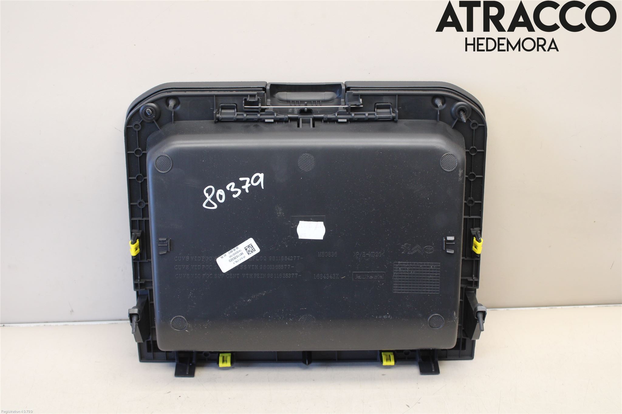 Toyota PROACE II 16- Handskfack