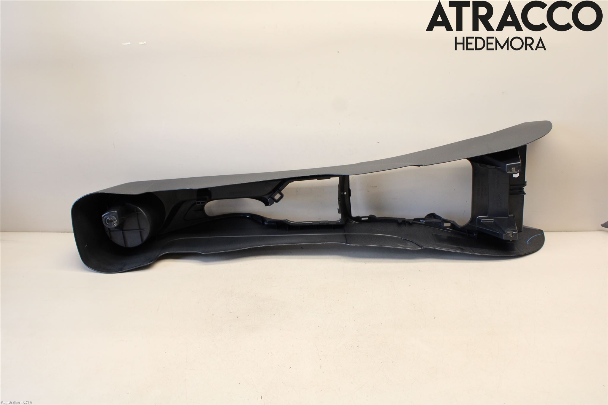 Toyota YARIS XP130 15-20 Instrumentkonsoll Mitt