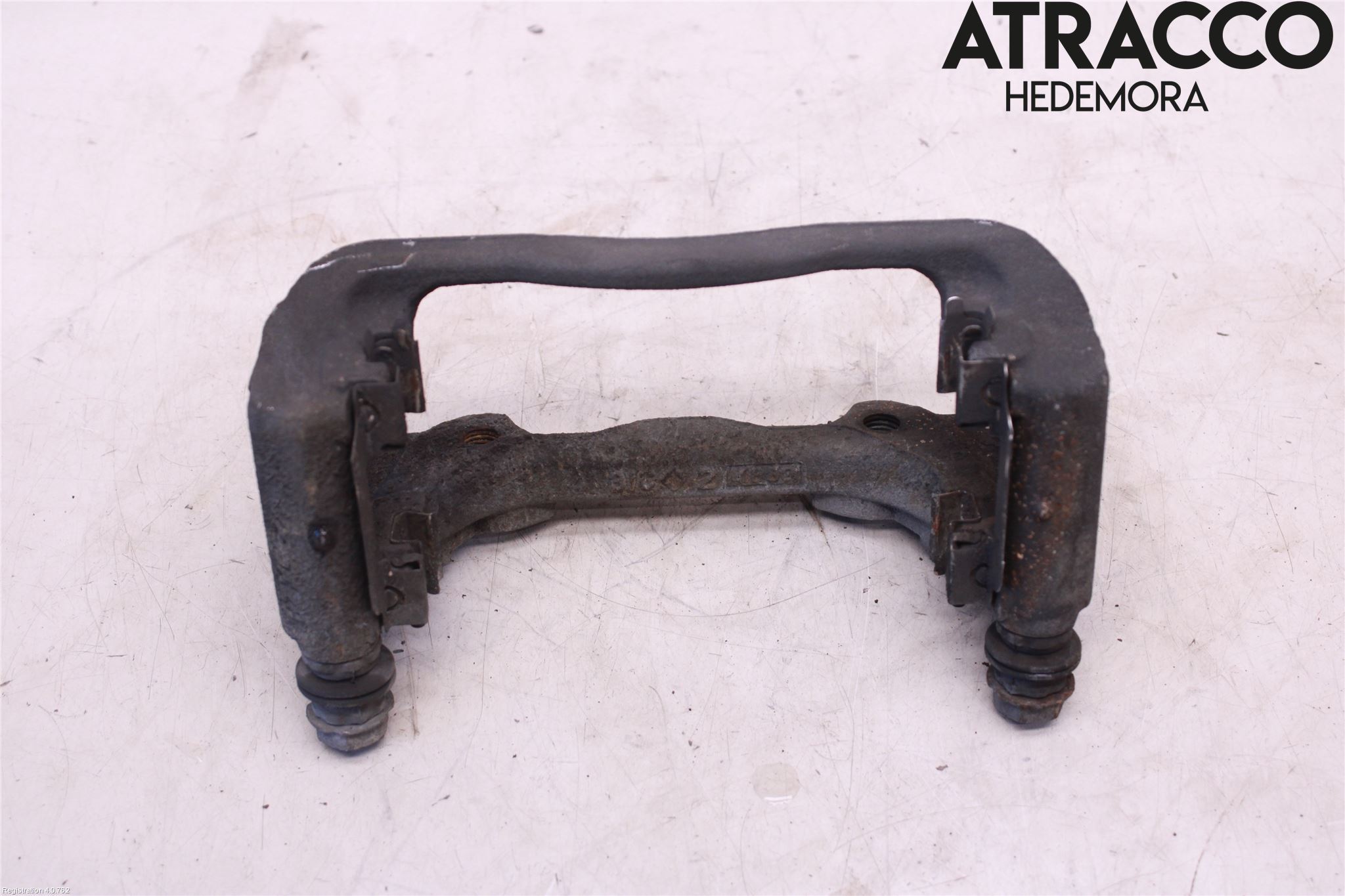 Mercedes-Benz MB C-KLASS (W204) 07-15 Bromsokshållare