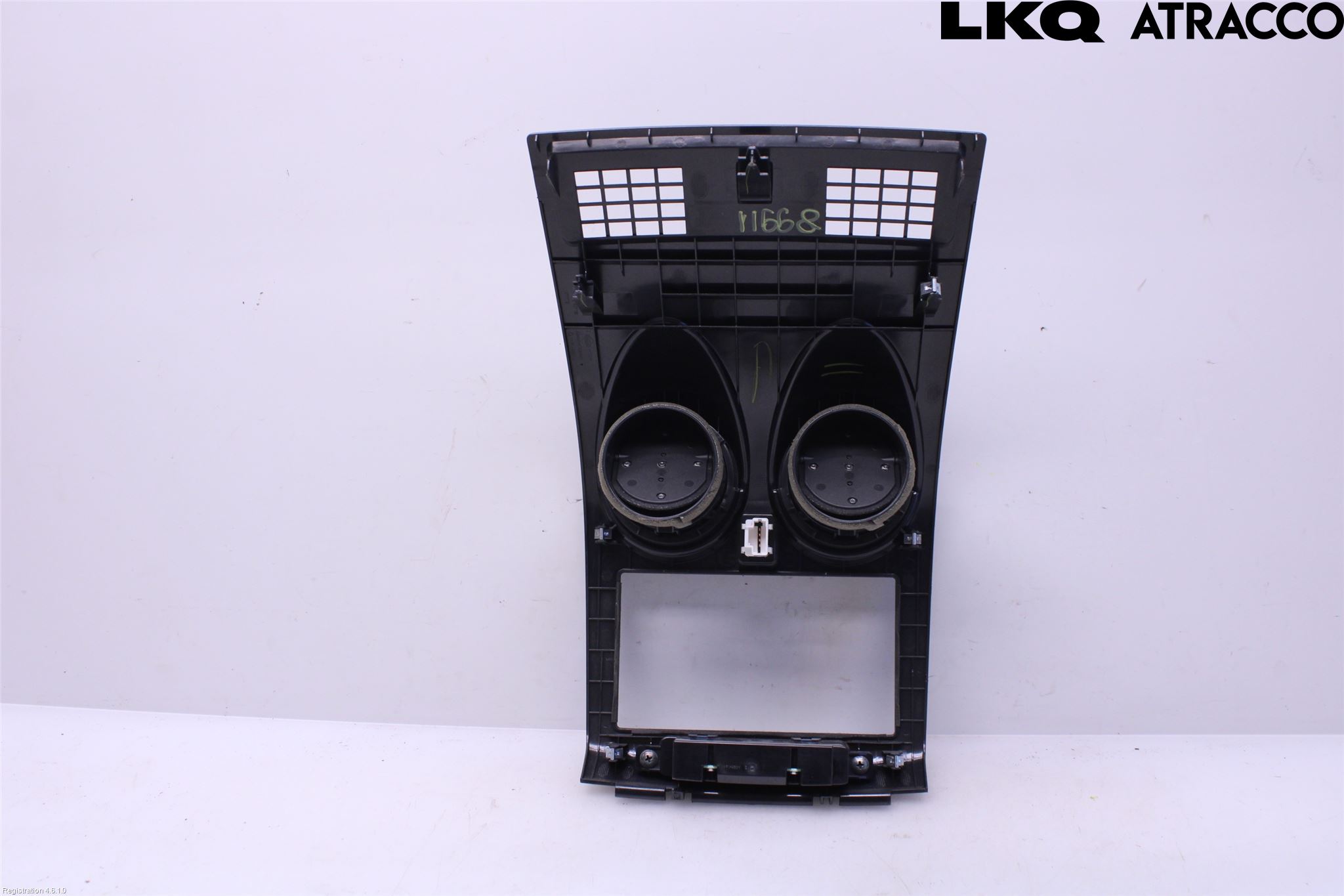 Nissan QASHQAI+2  08-10 Instrument-Radio Sarg