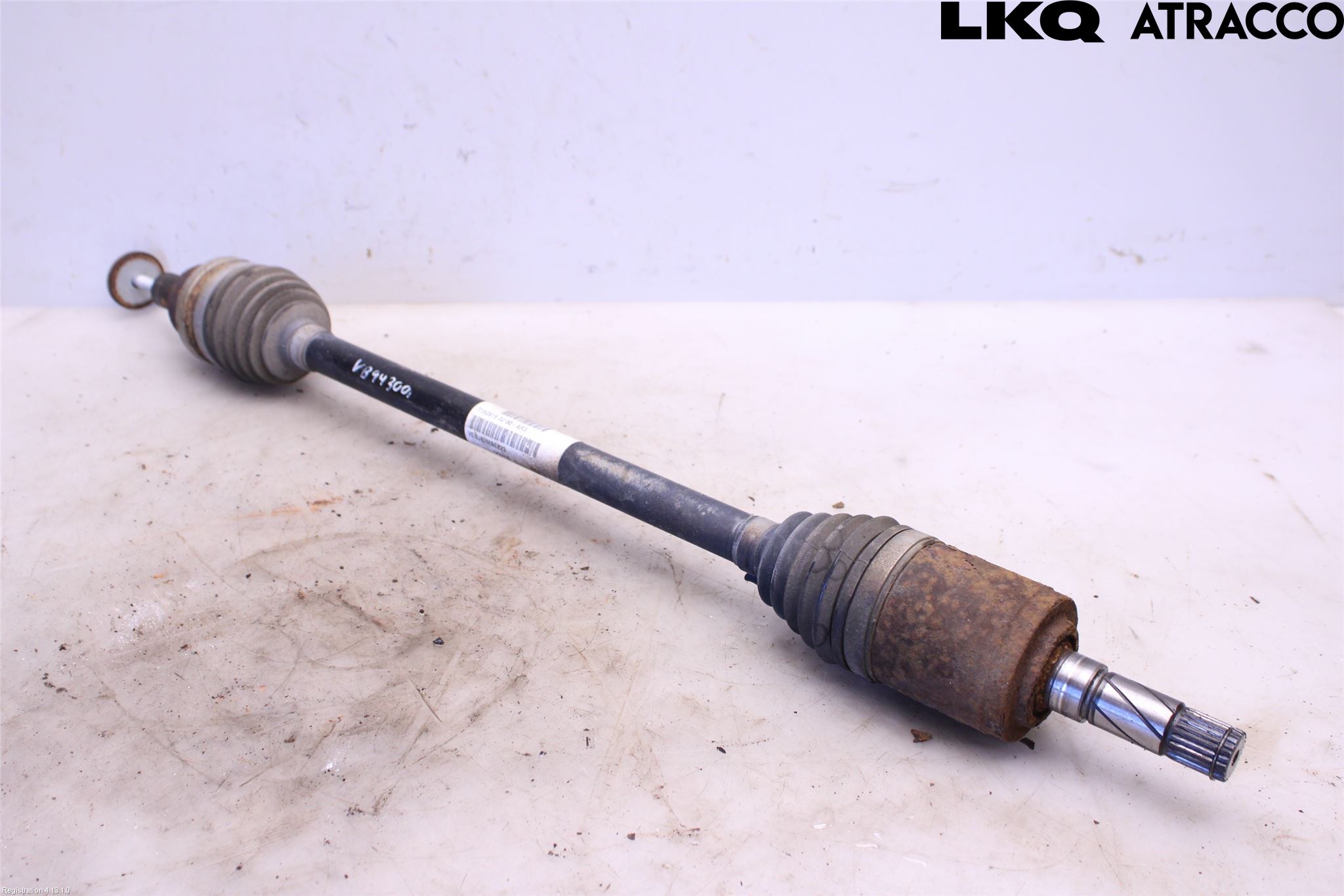 Volvo V60 CROSS COUNTRY 16-18 Drivaxel Bak Vänster