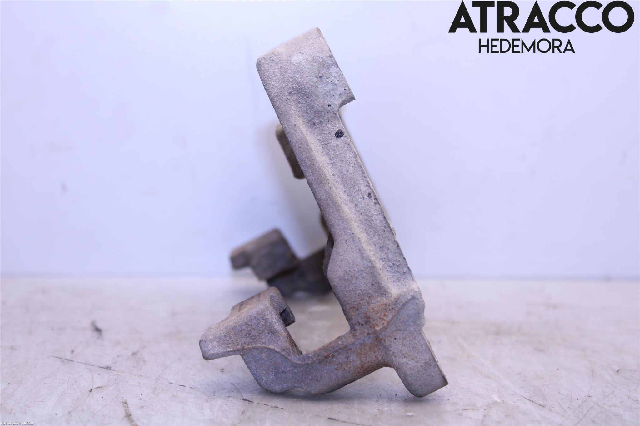 Volkswagen VW TIGUAN 16-24 Bromsokshållare