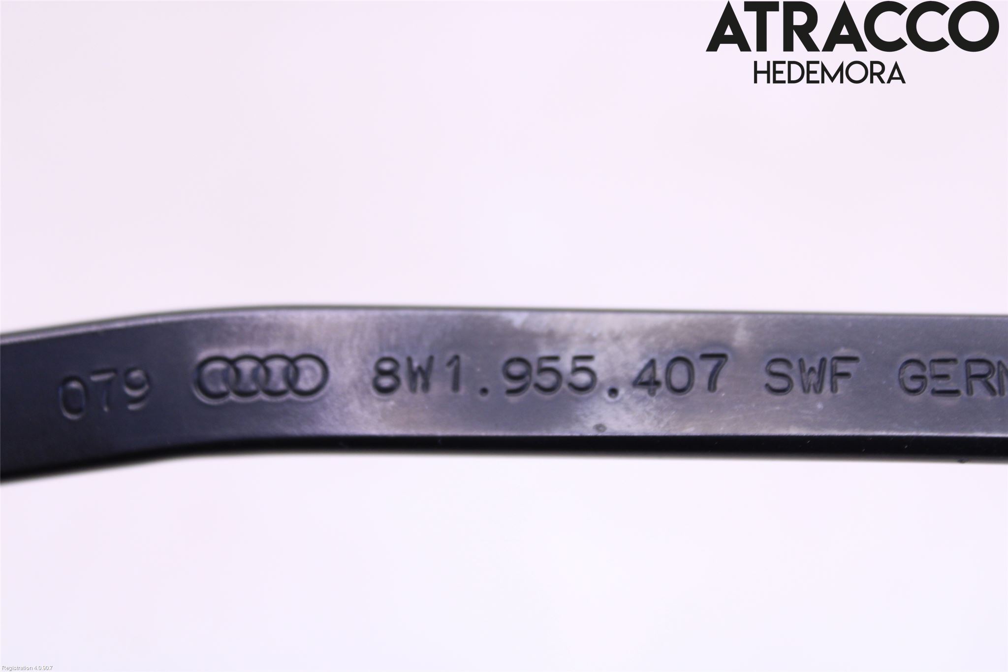 Audi A4/S4 B9 20- Torkararm Armar Vindruta