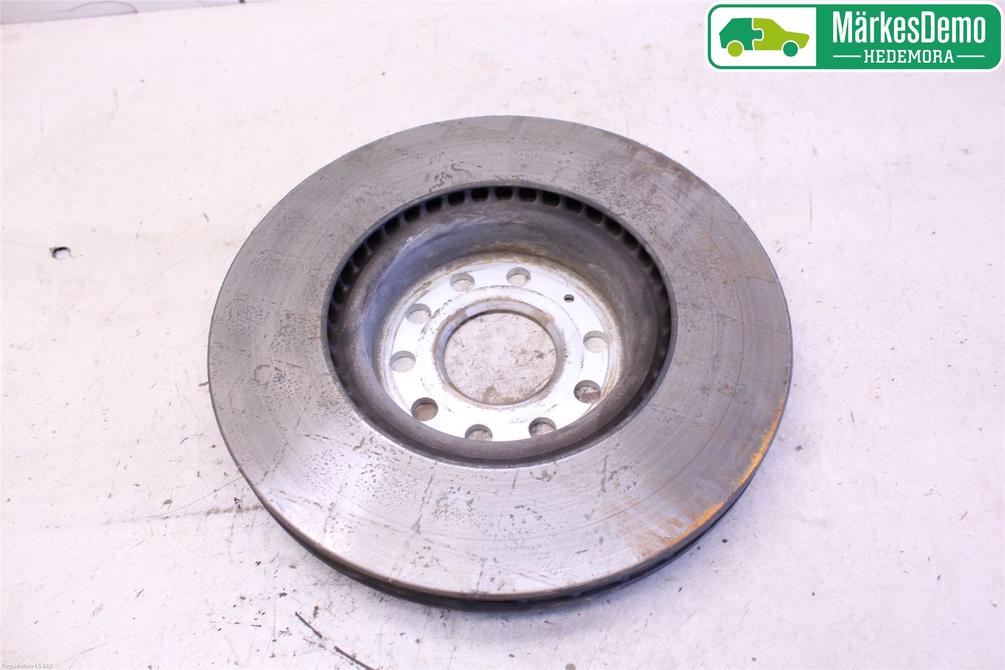 Volkswagen VW PASSAT 05-11 Bromsskiva Fram