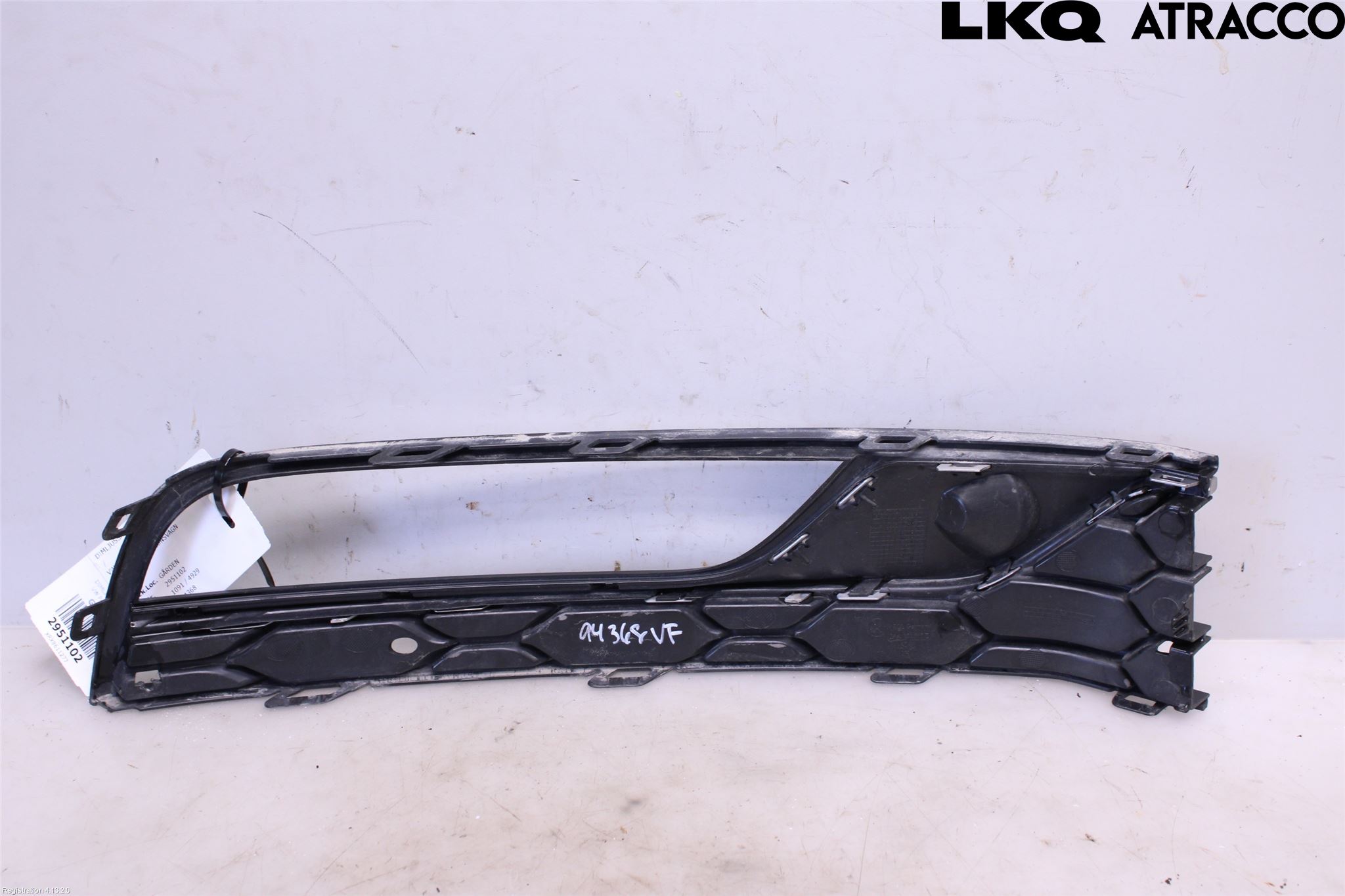 Volkswagen VW PASSAT 11-14 Dimljussarg Fram