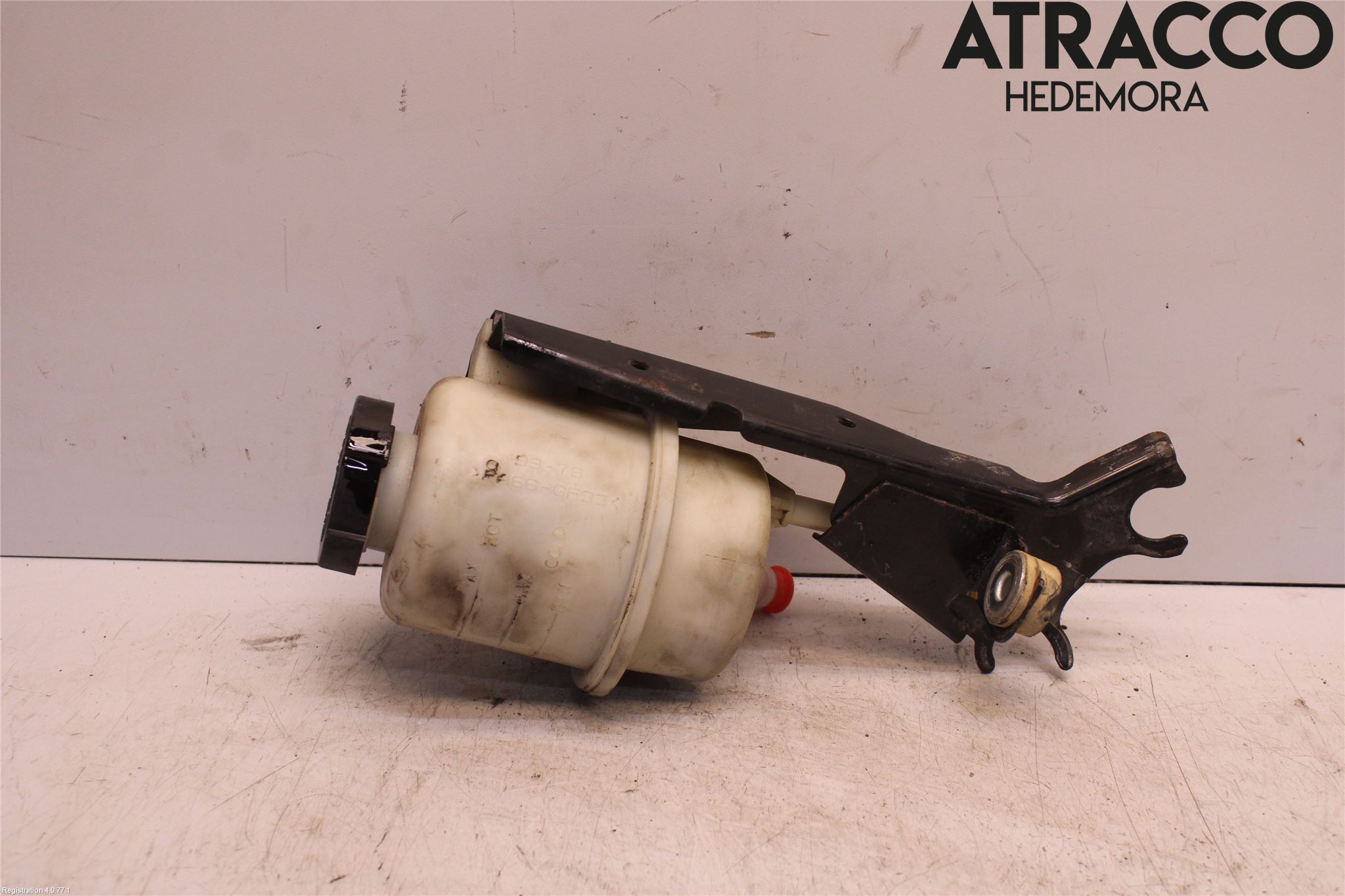 Nissan NAVARA 05-16 Styrservooljebehållare