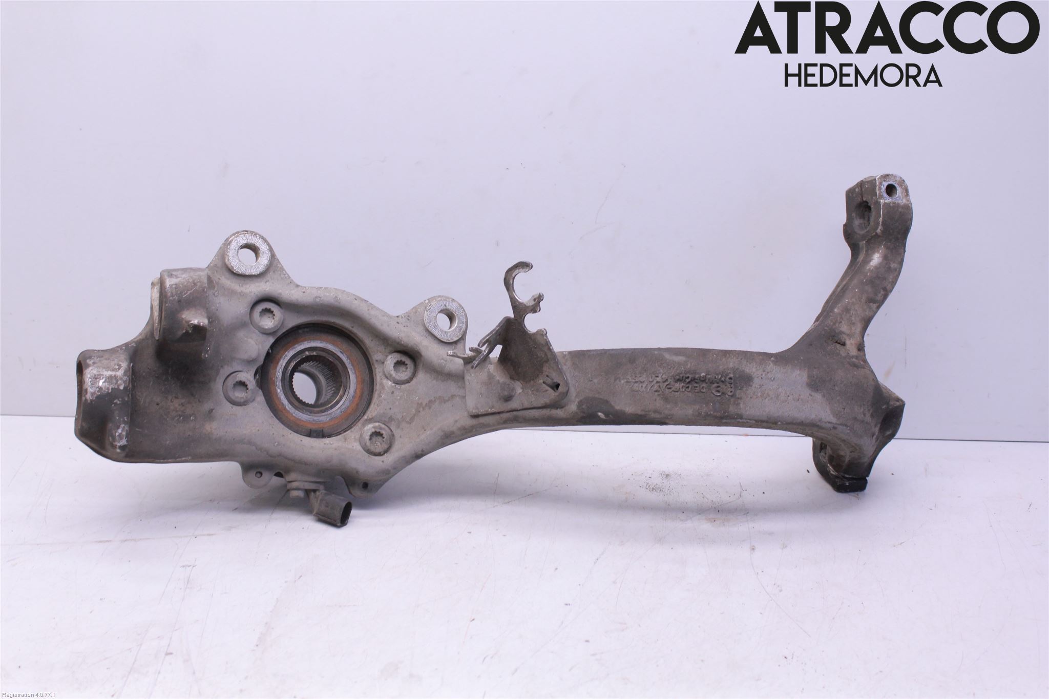 Audi A6/S6     05-11 Styrspindel Lagerhus Vä