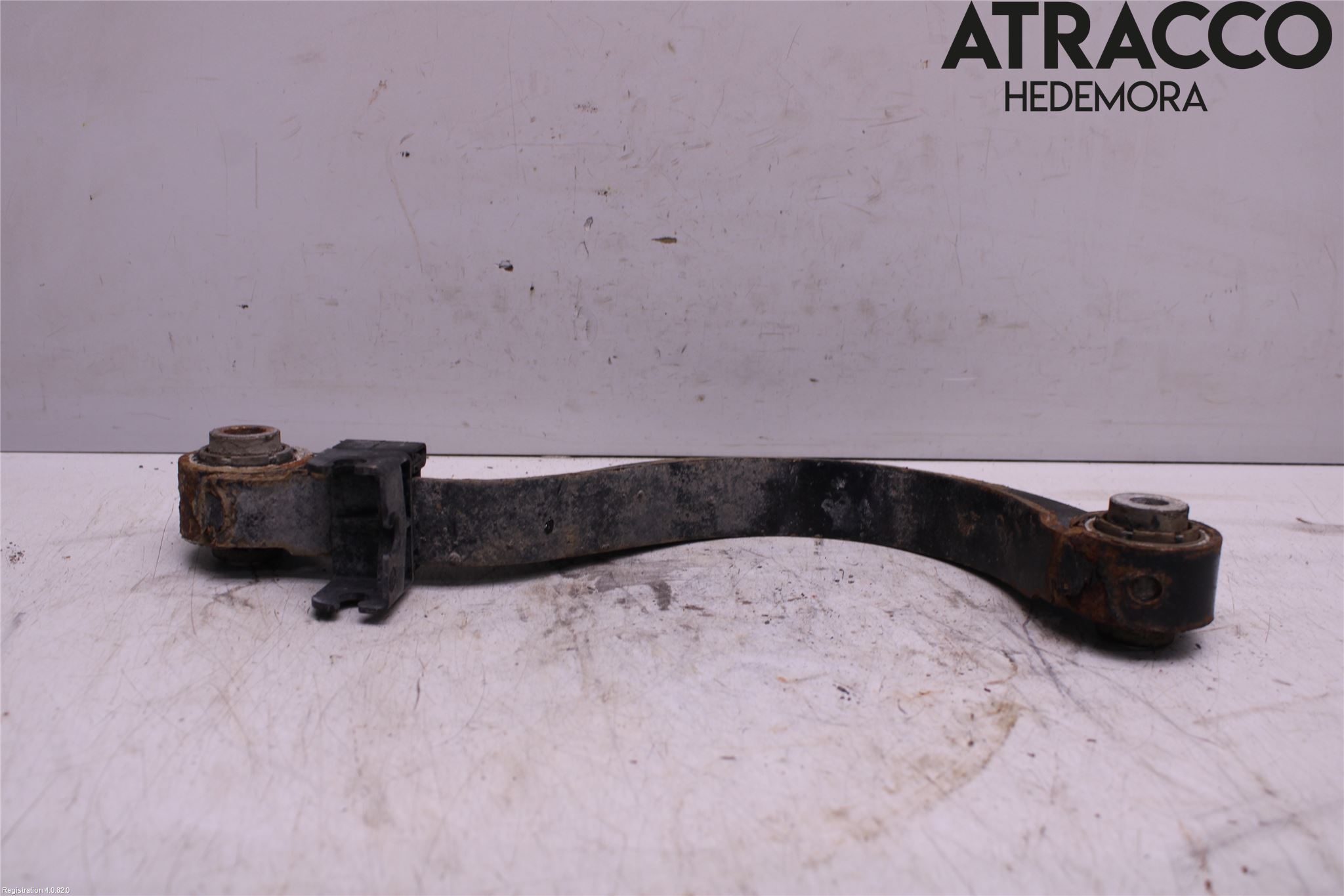 Audi A3/S3 05-13 Bärarm Bak Övre Höger