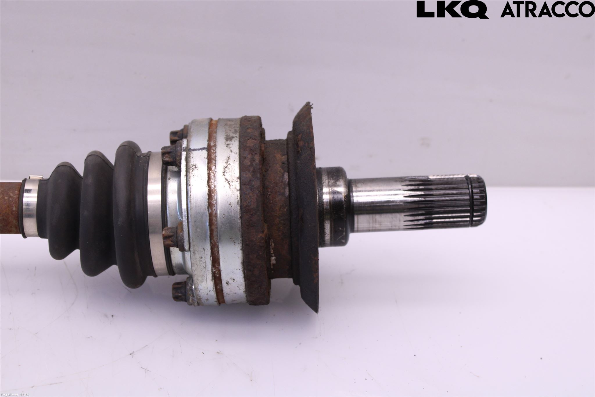 BMW 5 E60/61 Sed/Tou 02-10 Drivaxel Bak Vänster