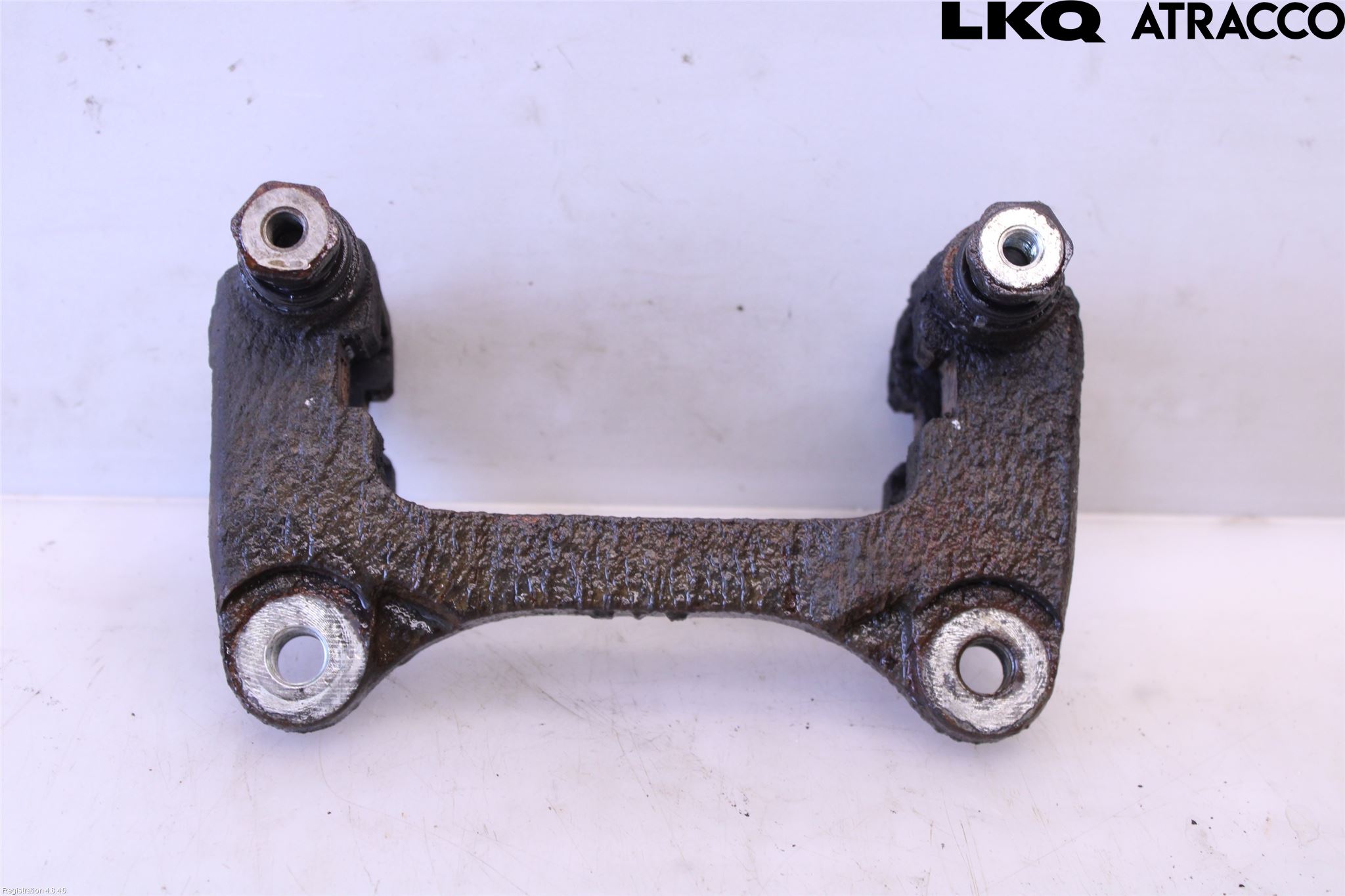 Suzuki SWIFT 17-24 Bromsokshållare