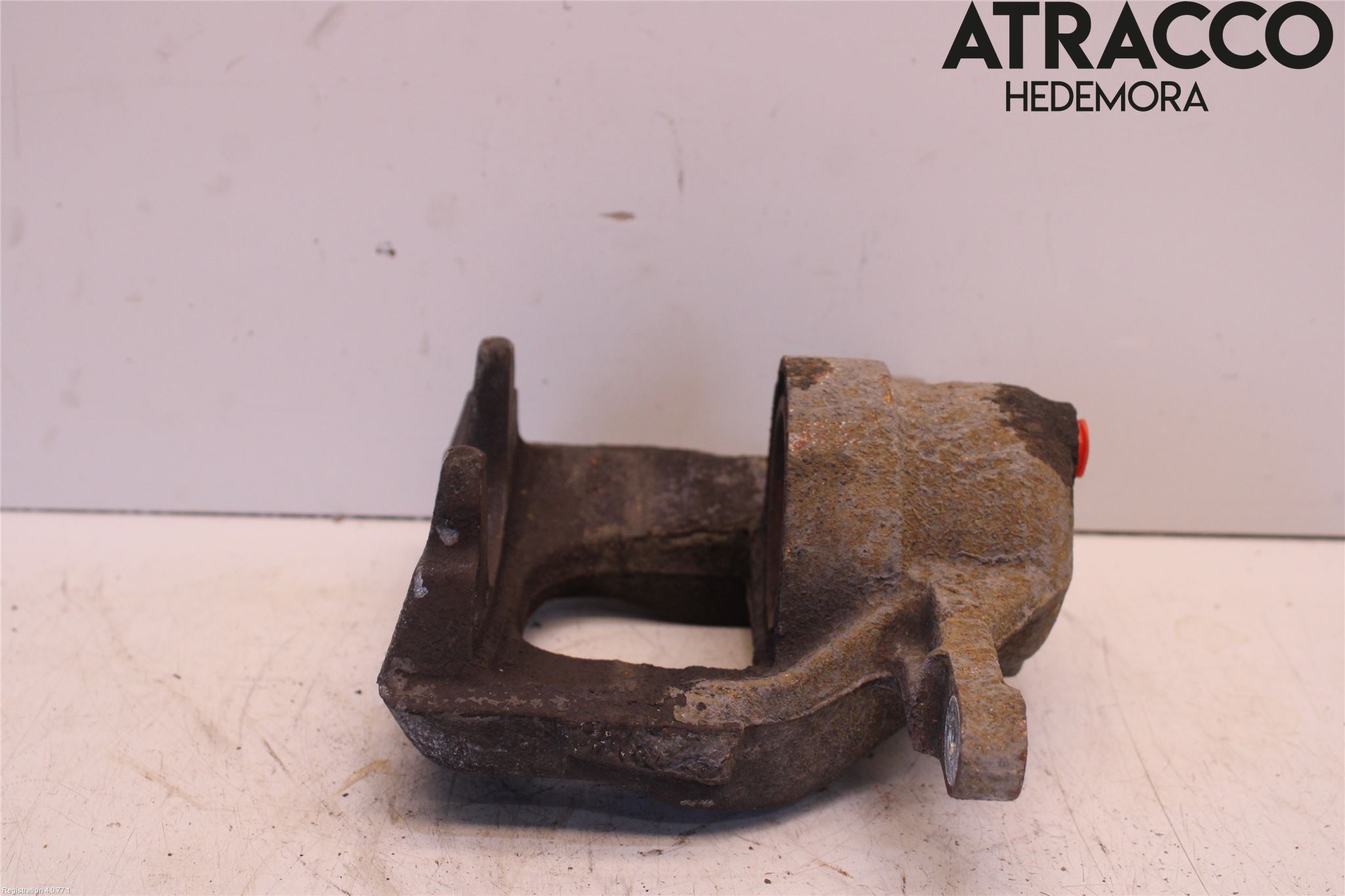 Toyota AVENSIS 16-18 Bromsok Fram Vänster