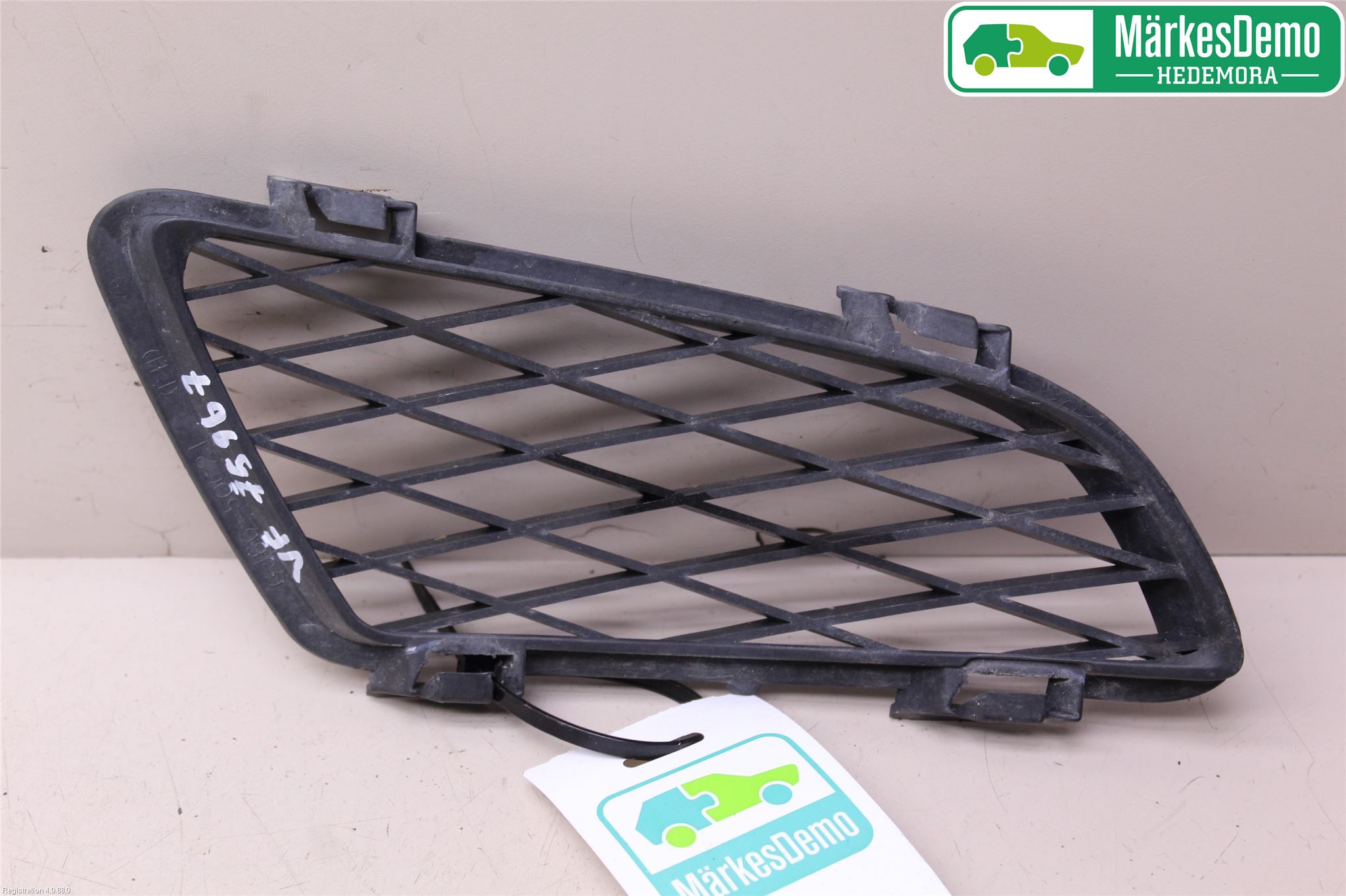 Mazda 6 02-08 Grilldel Vänster