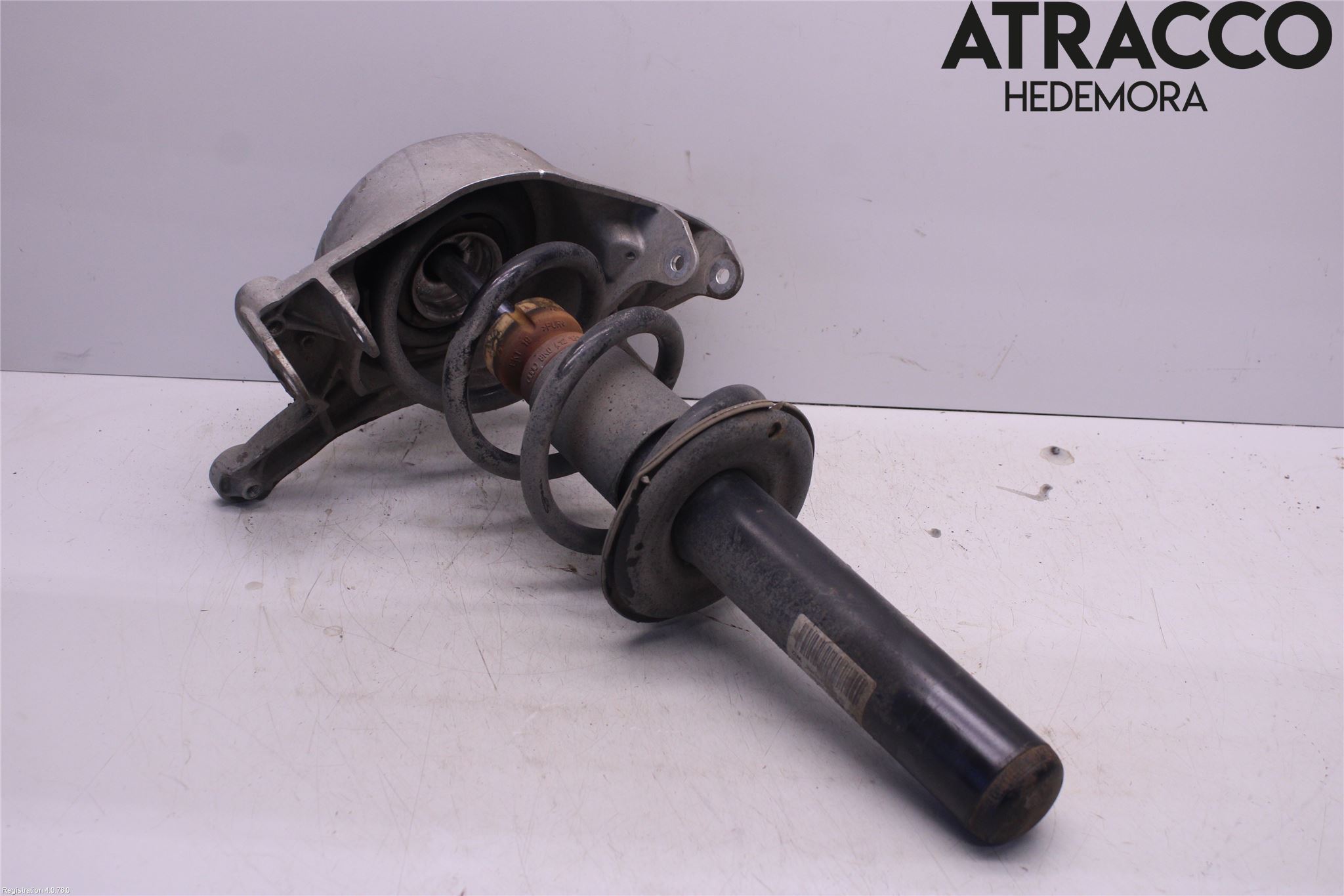 Audi A5 07-16 Fjäderben Fram Vänster