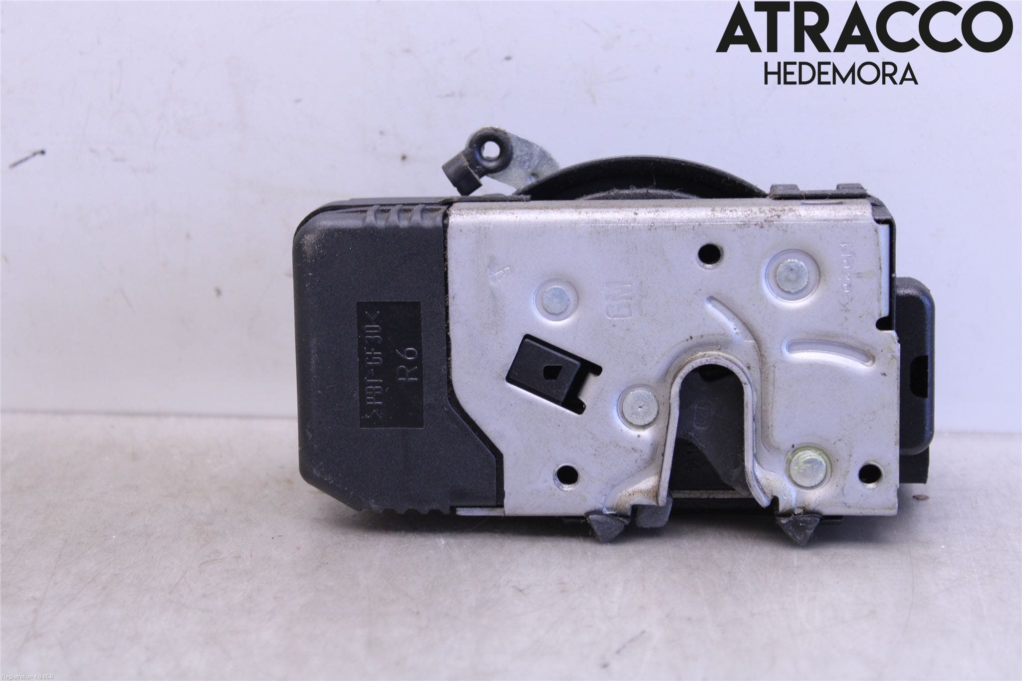 Opel VIVARO 01-14 Låskista-Dörrlås