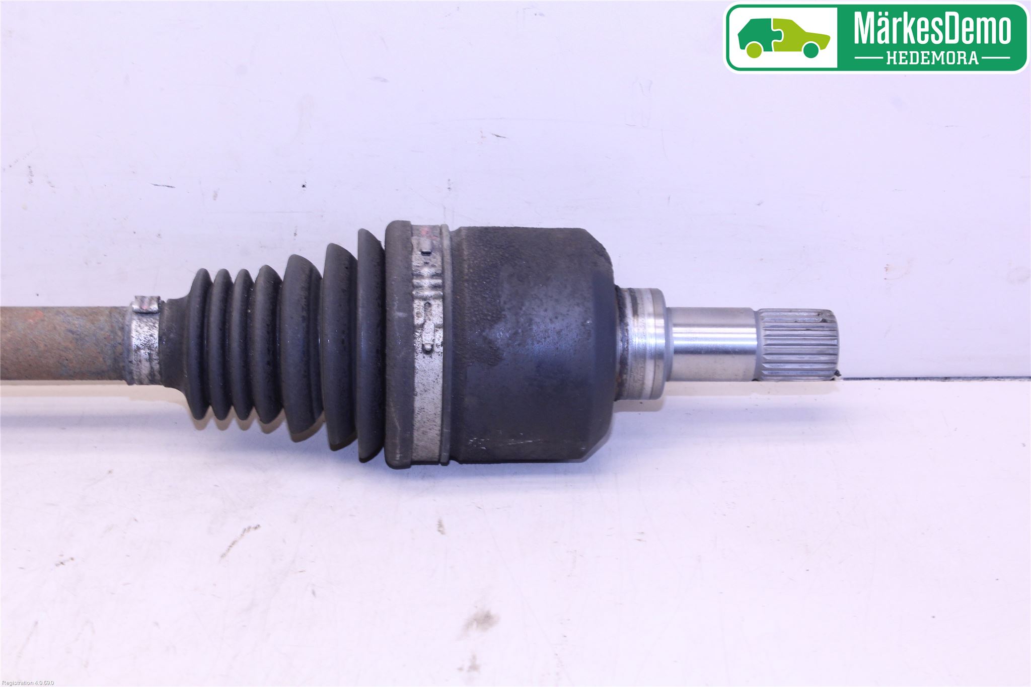 Peugeot PARTNER 16-18 Drivaxel Bak Höger