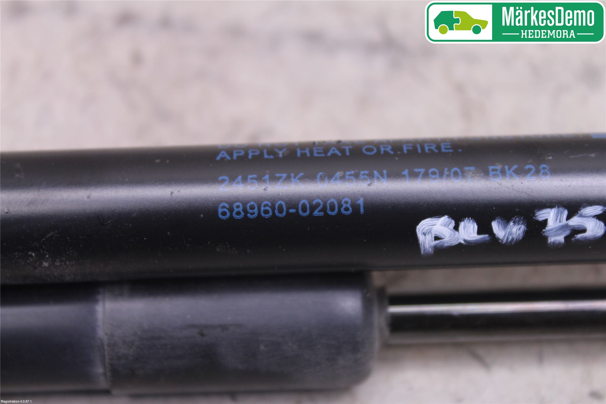 Toyota AURIS 07-09 Gasfjäder Baklucka