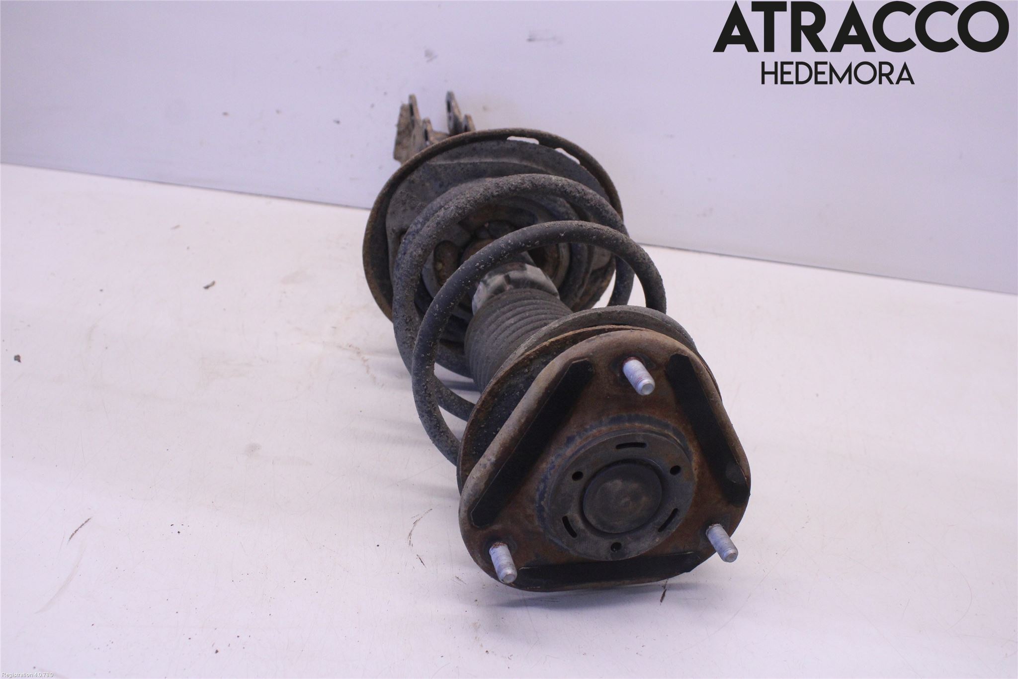 Toyota AURIS 13-19 Fjäderben Fram Höger