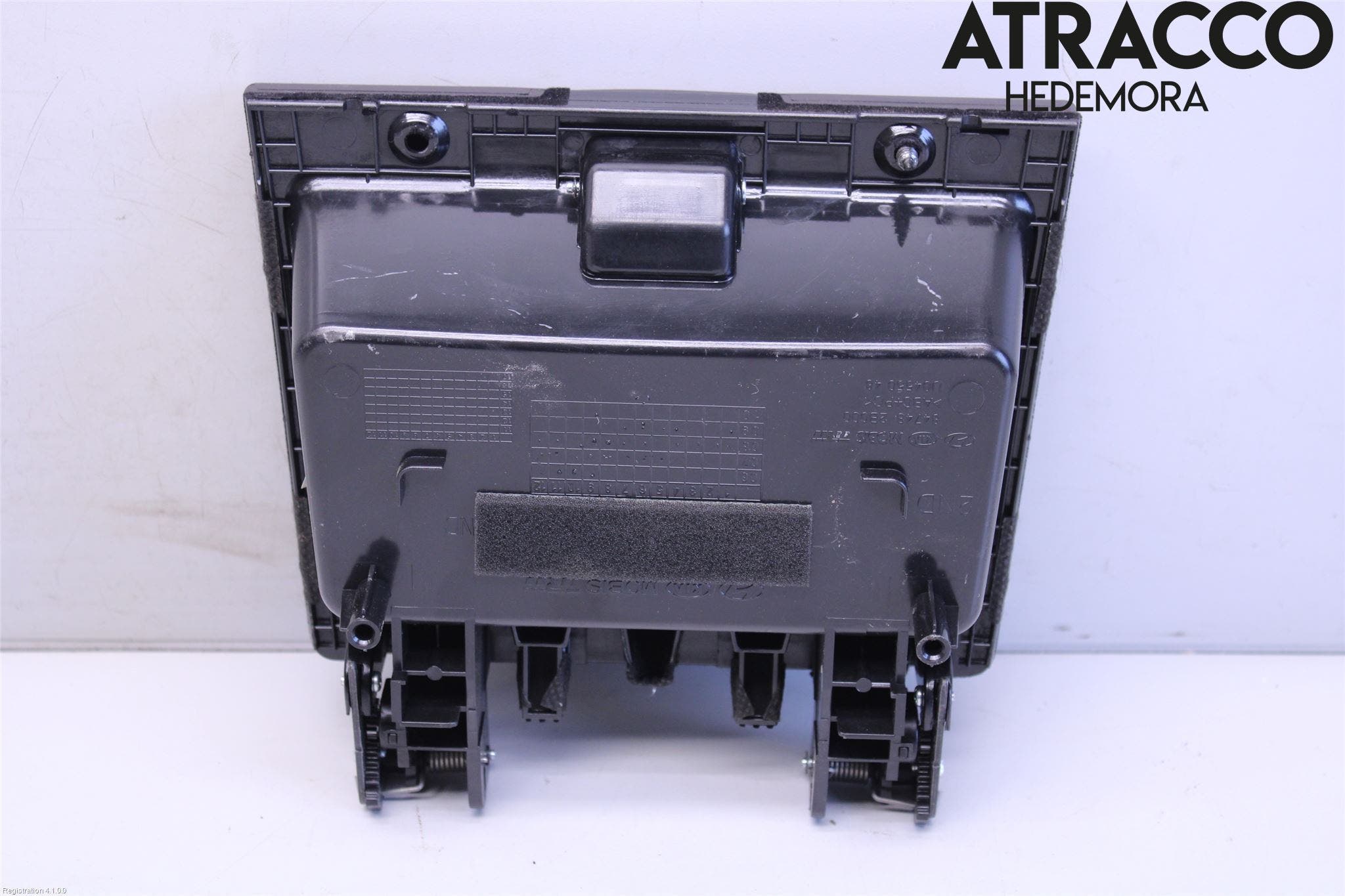 Hyundai SANTA FE 06-12 Instrumentbräda Förvaringsfack