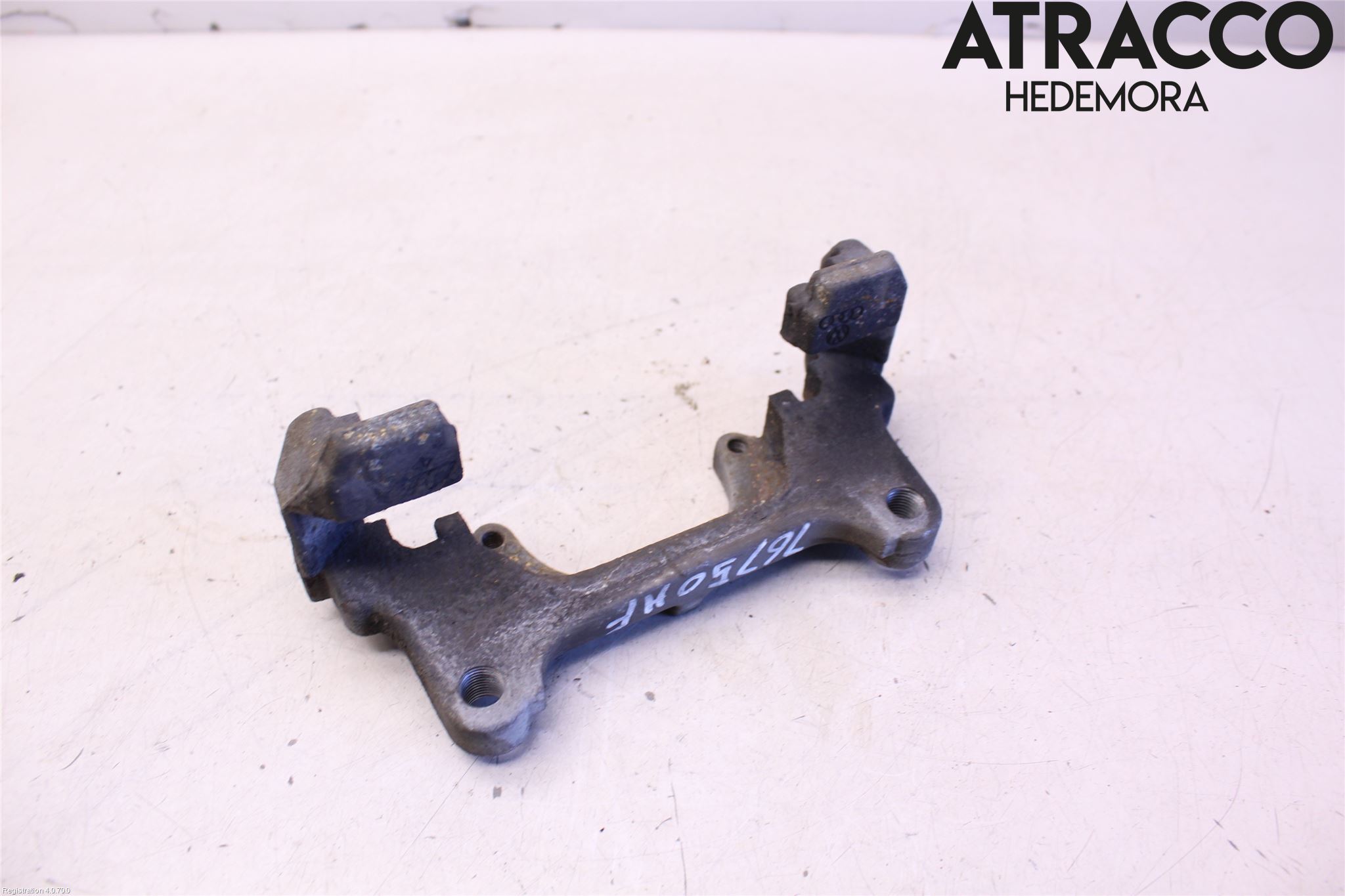 Audi A5 07-16 Bromsokshållare