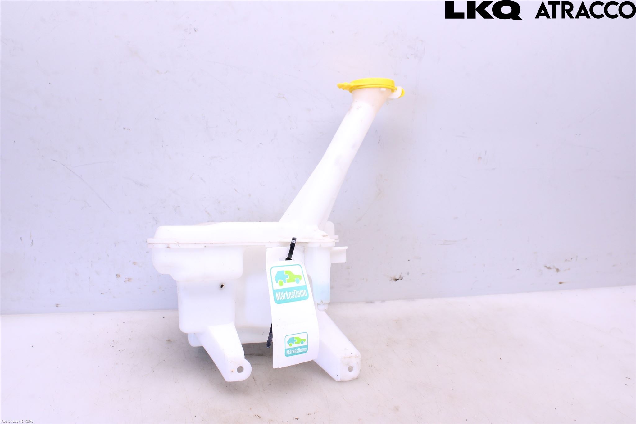 Toyota YARIS XP130 15-20 Spolartank Vindruta