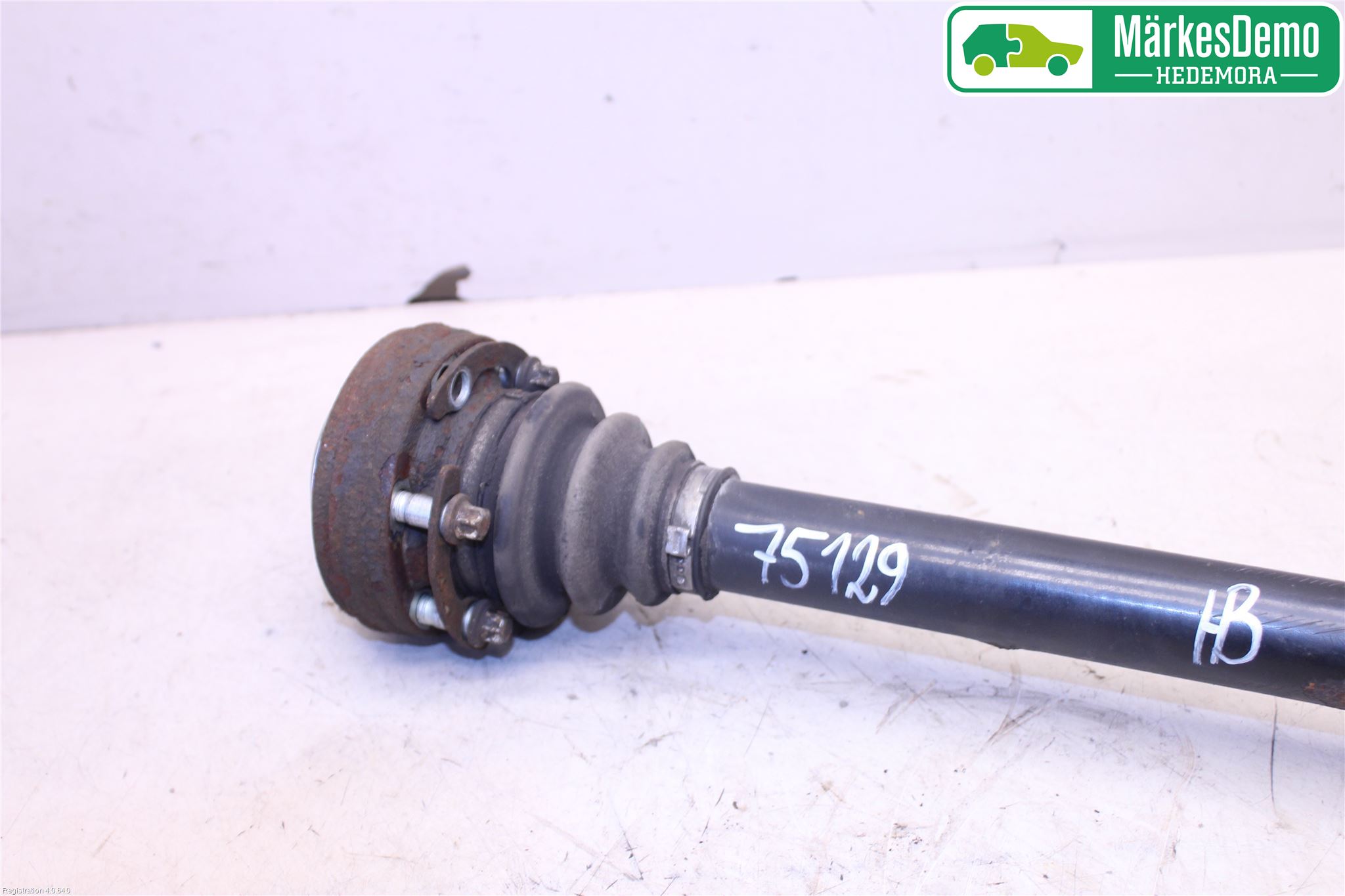 BMW 3 E90/91 SED/TOU 05-12 Drivaxel Bak Höger