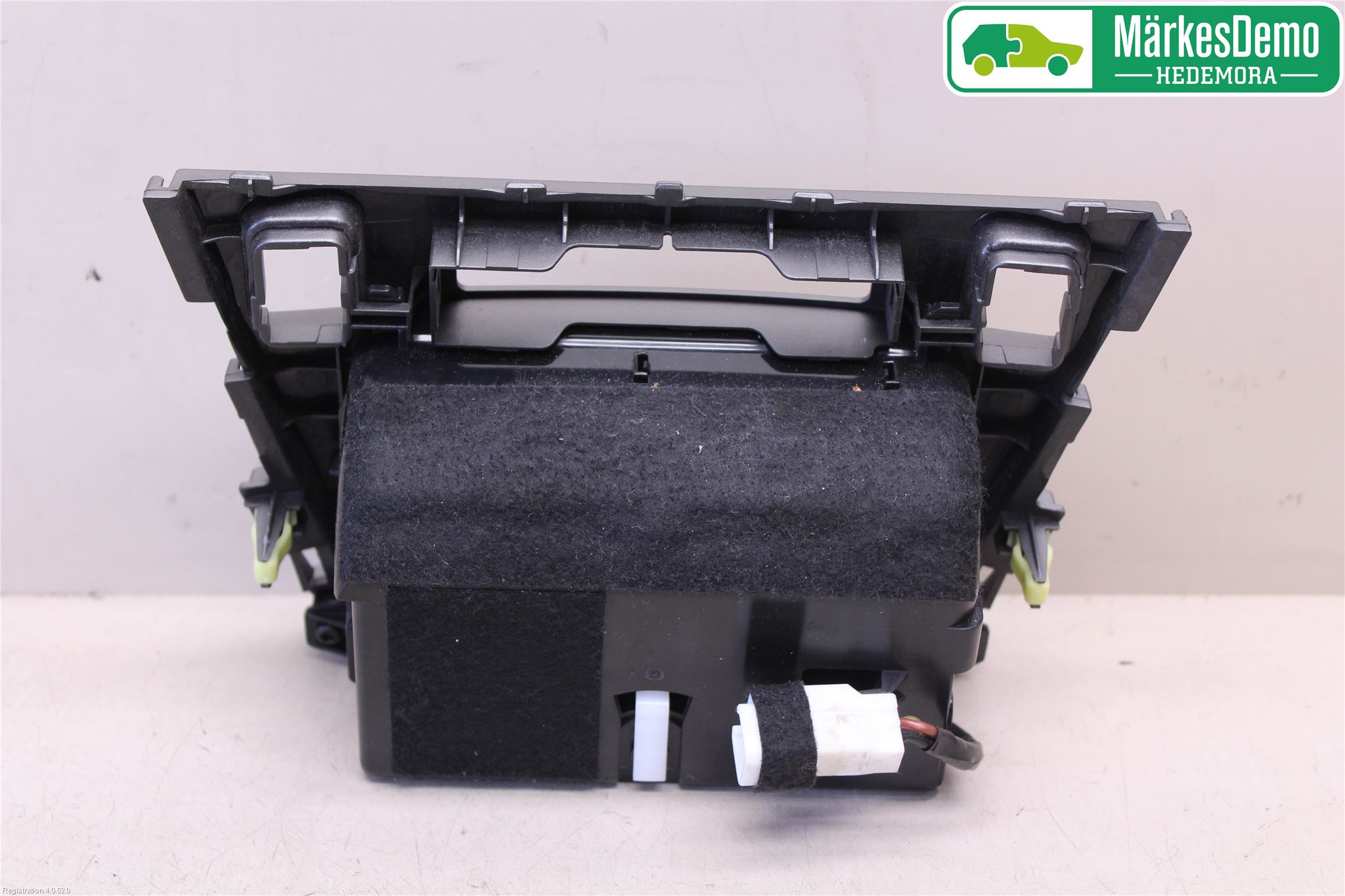 Toyota AVENSIS 09-15 Askkopp