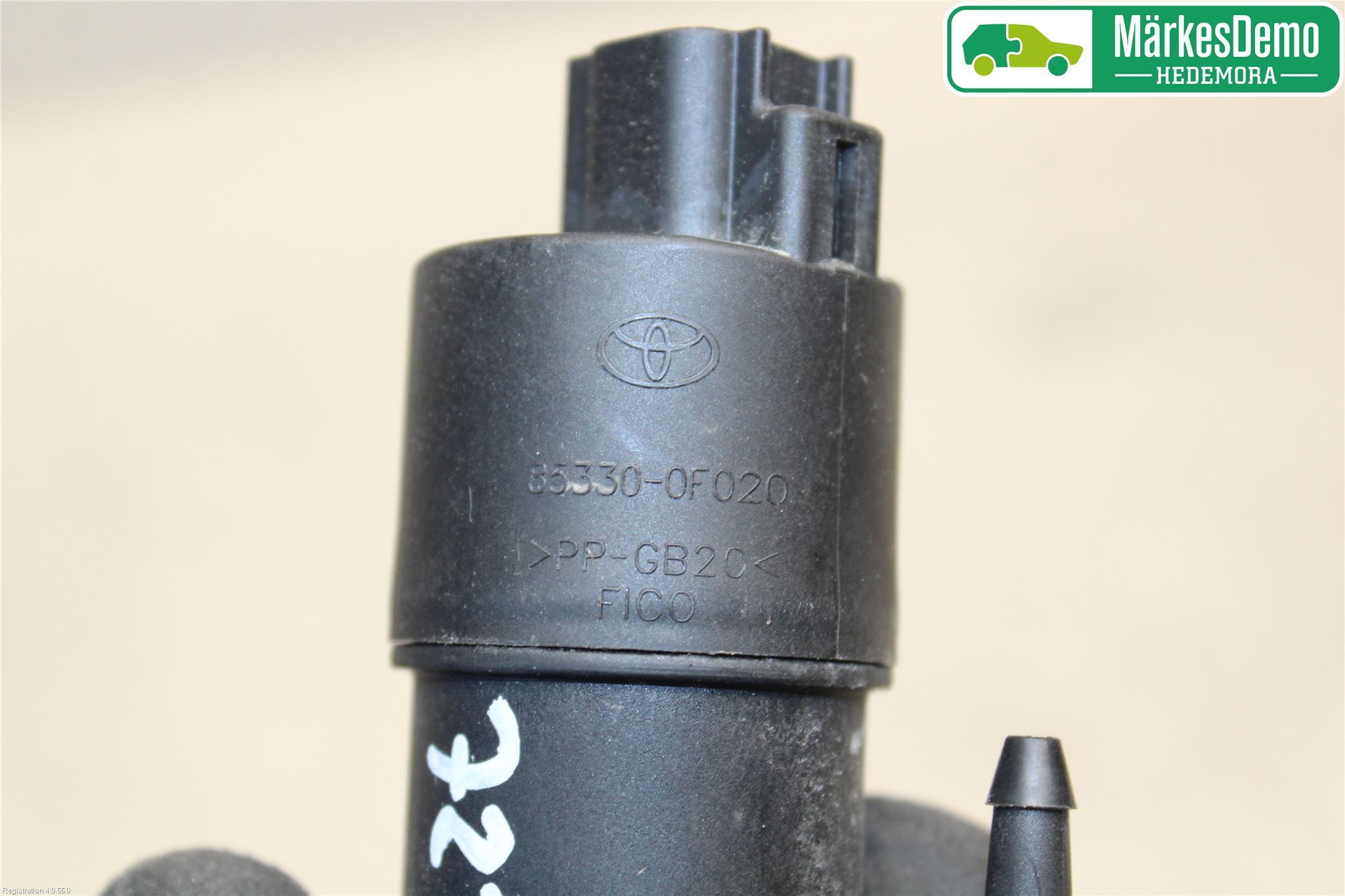 Toyota VERSO 09-18 Spolarpump Baklucka