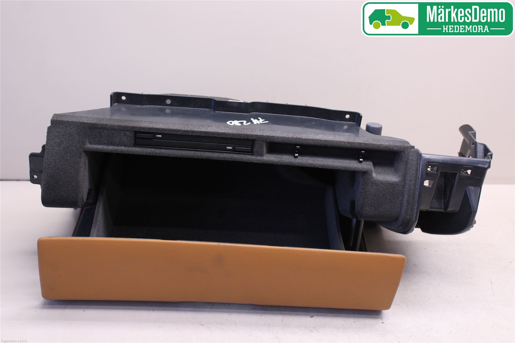 Porsche 911 64- Handskfack