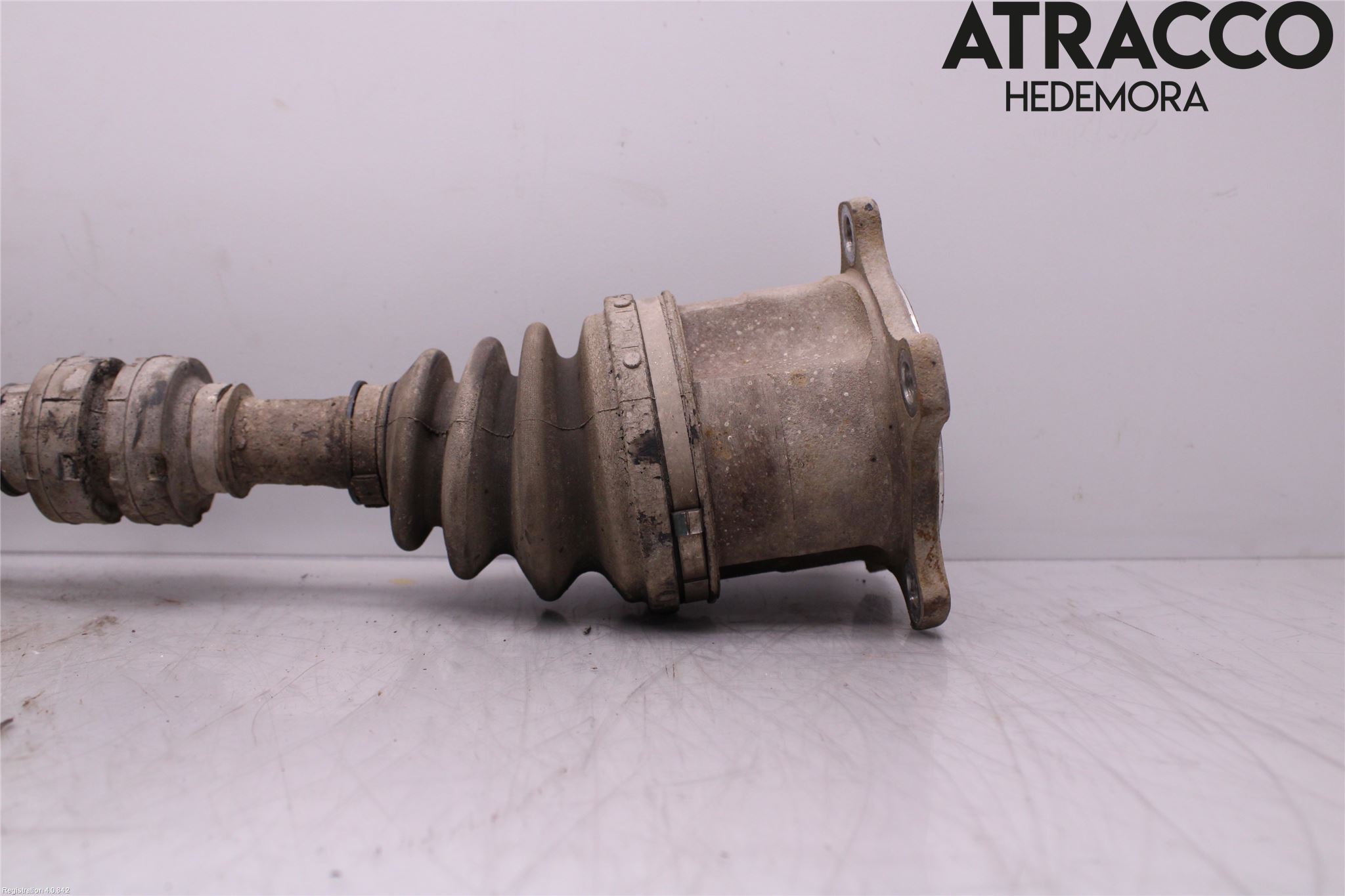 Nissan X-TRAIL     01-07 Drivaxel Fram Höger
