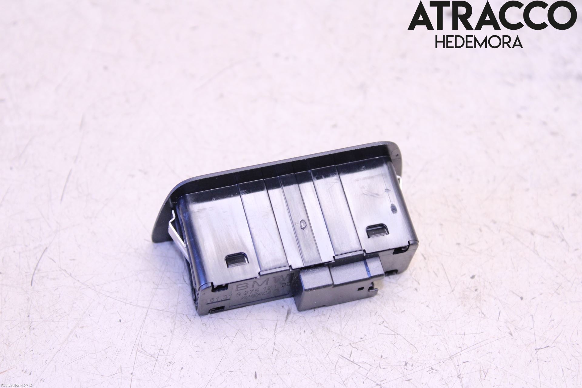 BMW 5 F10/F11/F18 09-17 Strömställare Baklucka