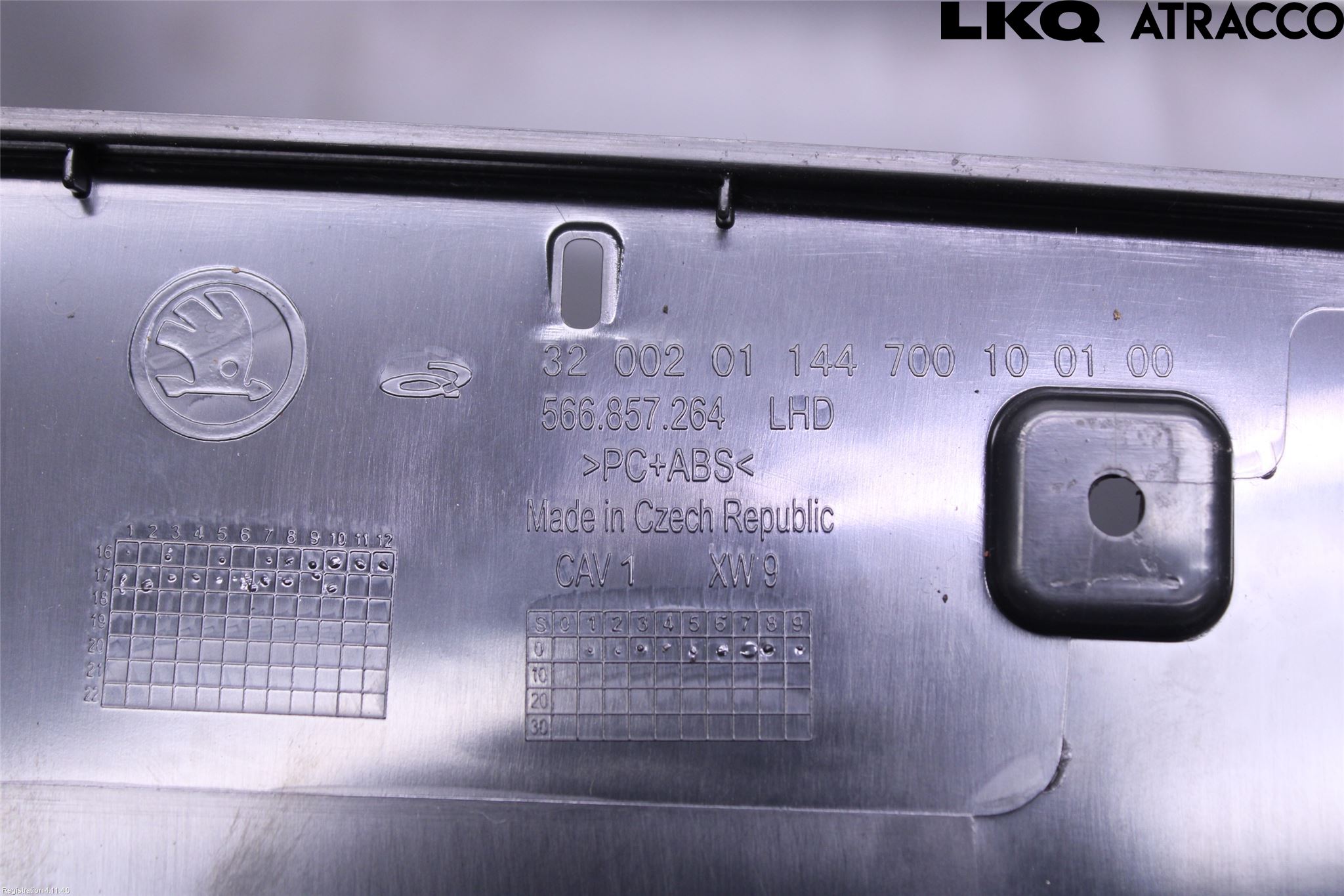 Skoda KODIAQ 17-24 Handskfack