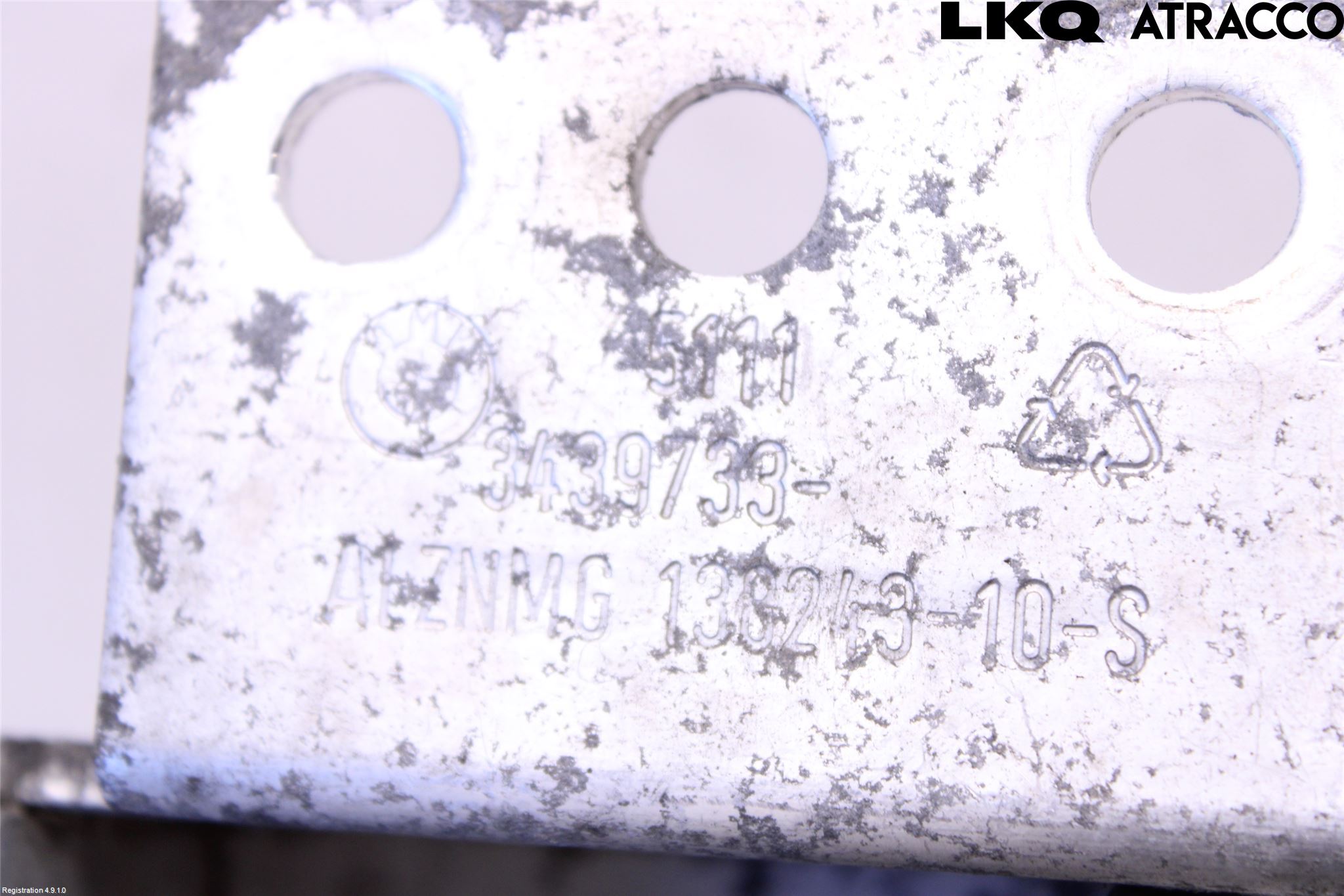 BMW X3 E83     03-10 Stötfångarbärjärn Fram