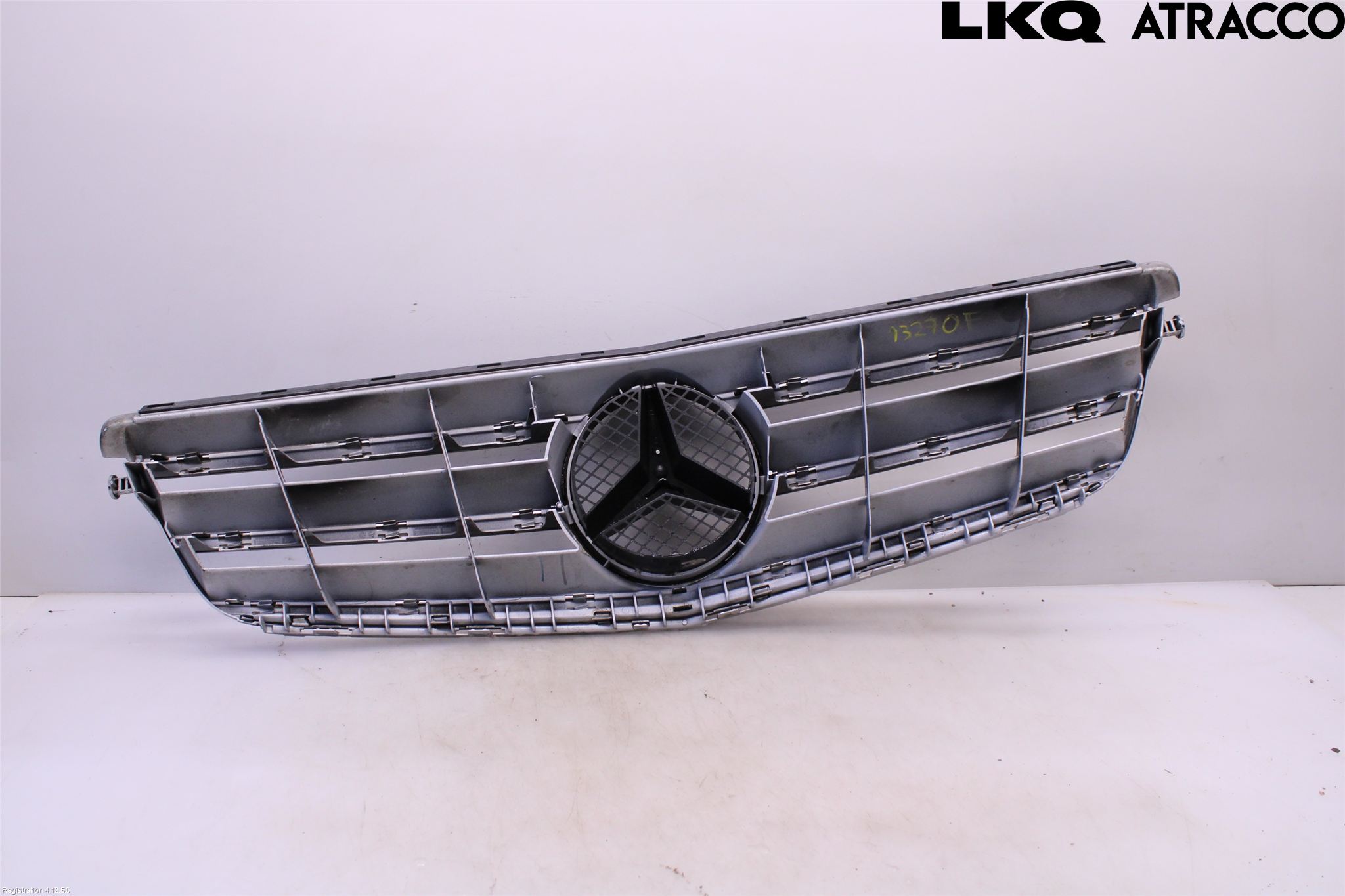 Mercedes-Benz MB C-KLASS (W204) 07-15 Grill Komp