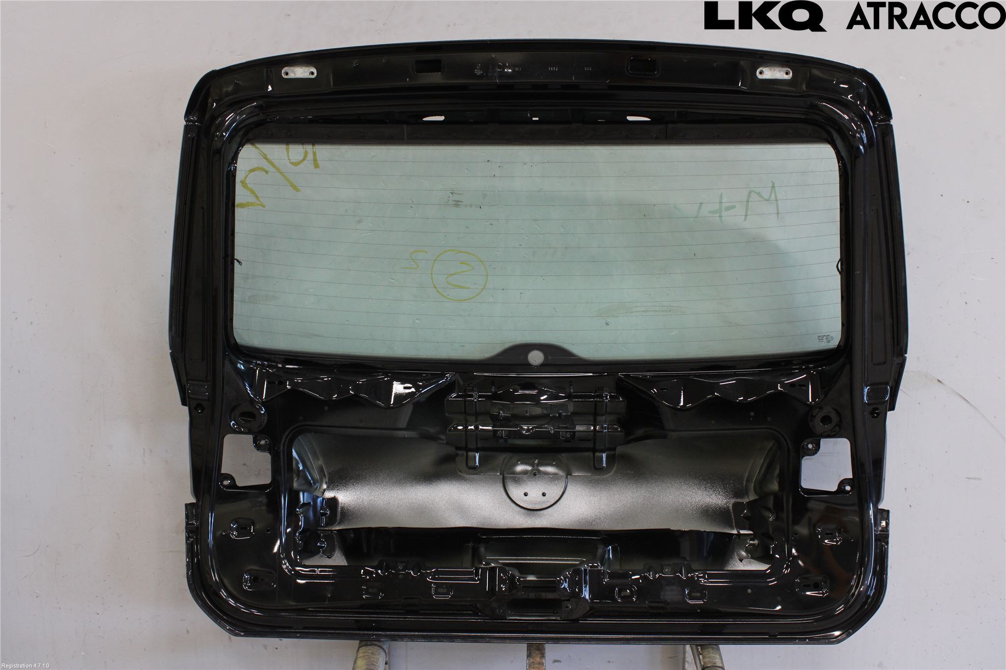 Volkswagen VW TOUAREG 7P 11-18 Baklucka Kombi